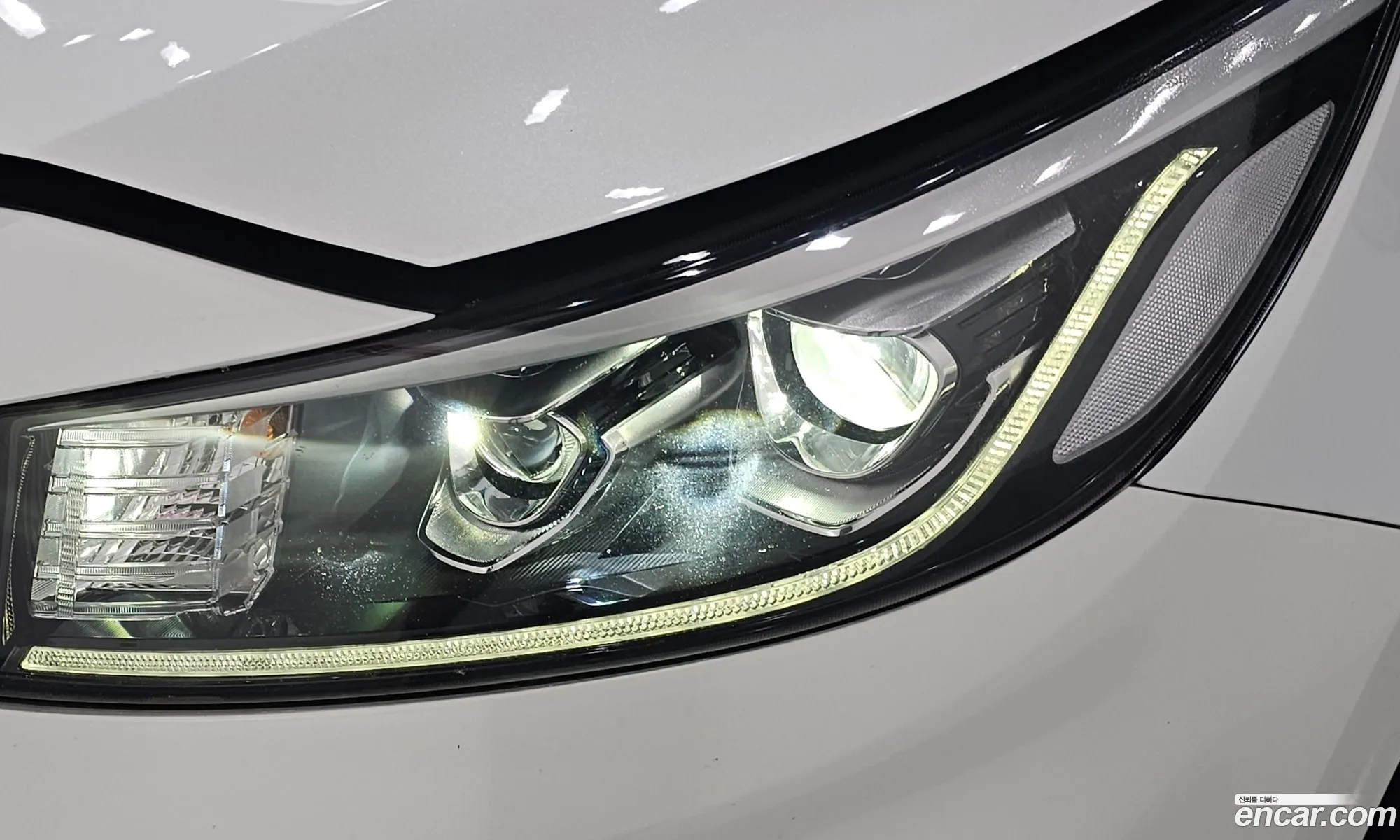 Kia Carnival 2018 KNAME81ABKS459288 — 30