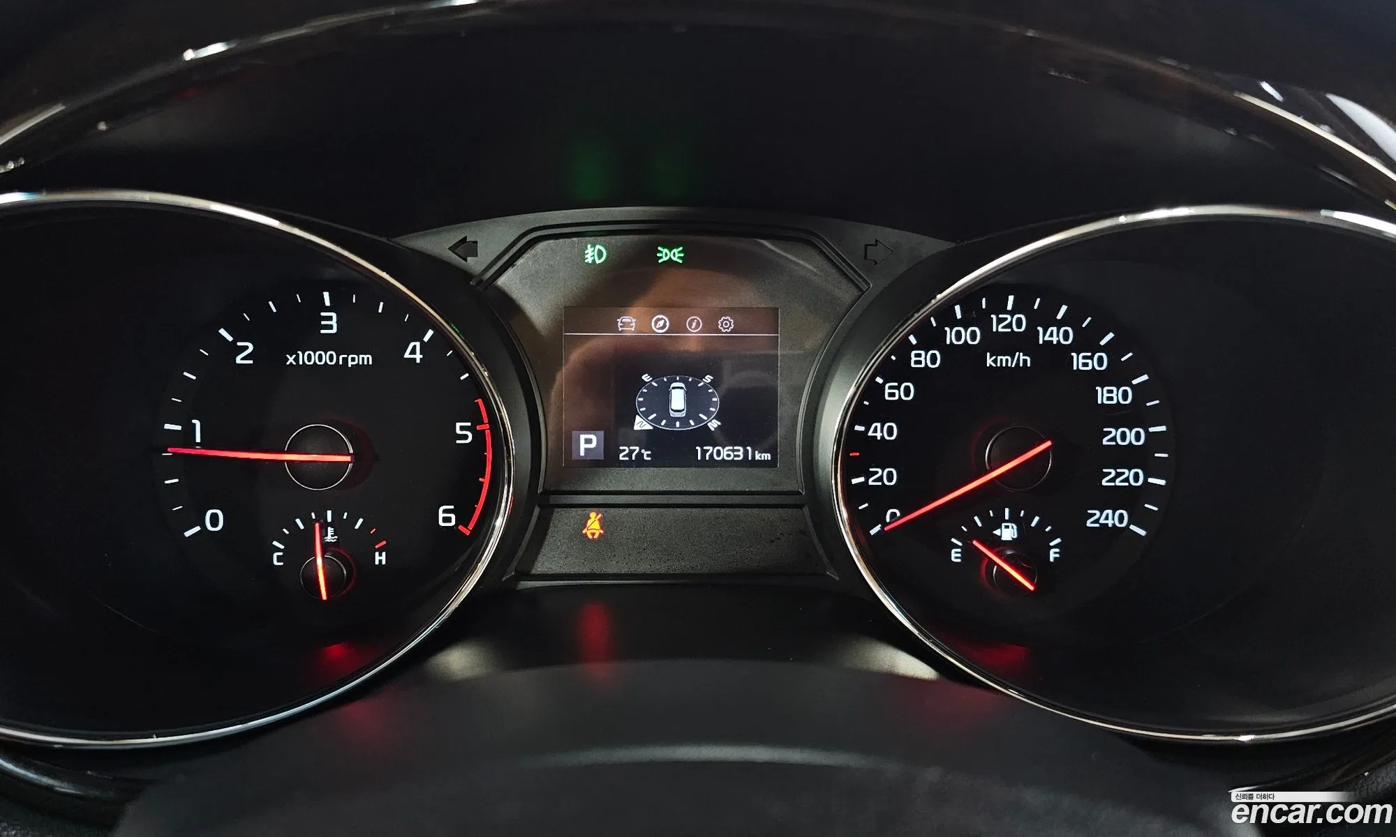 Kia Carnival 2018 KNAME81ABKS459288 — 21