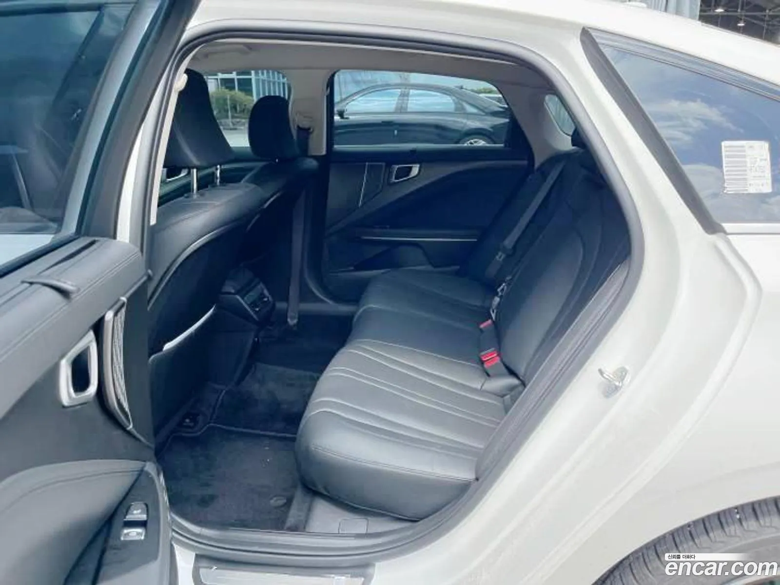 Kia K8 2024 — 8