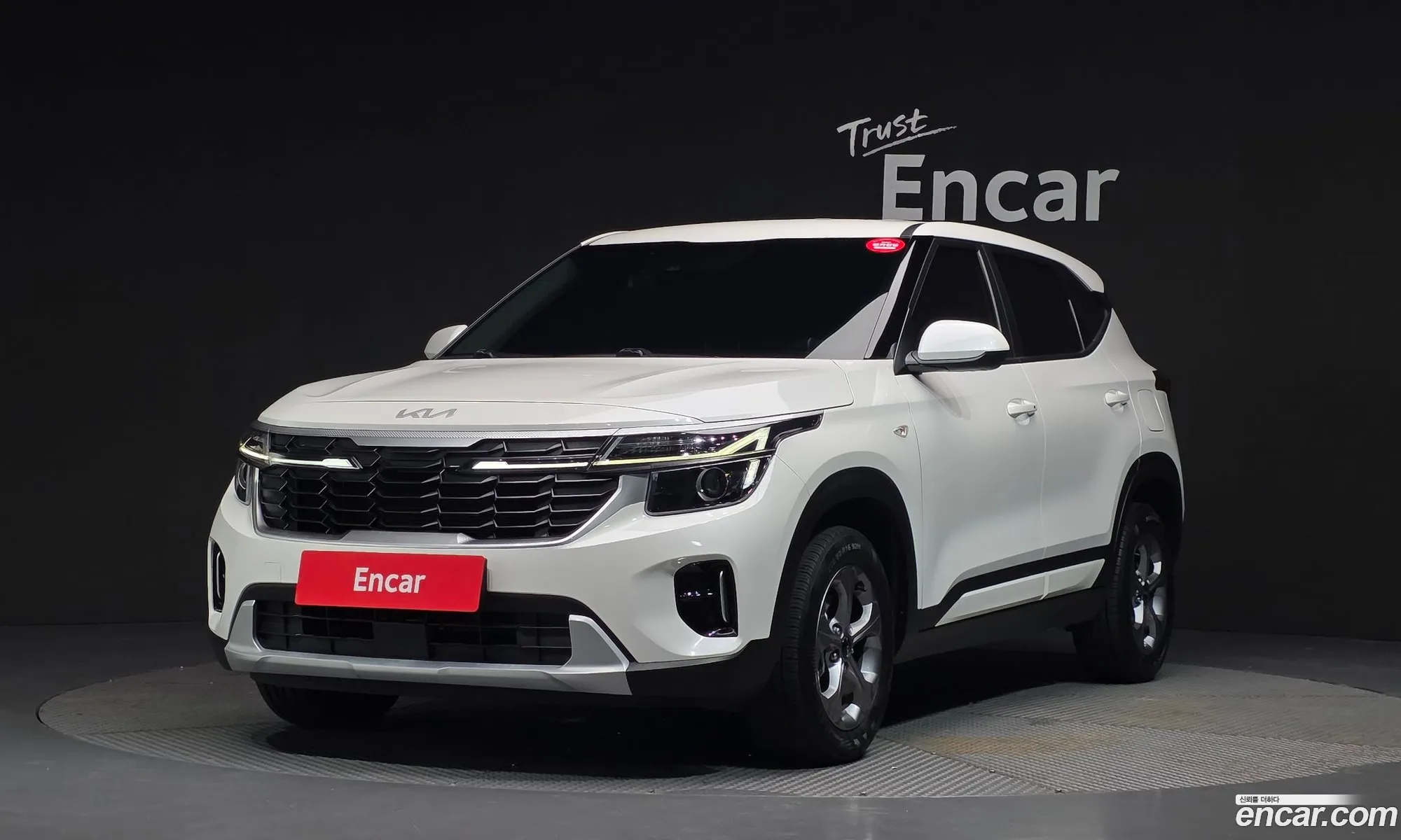Kia Seltos 2023 KNAEU81AERK552819 — 9
