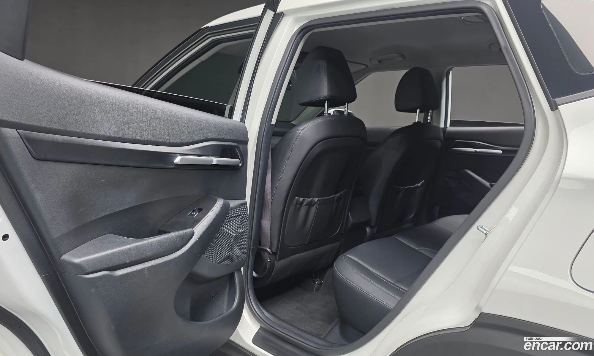 Kia Seltos 2023 KNAEU81AERK552819 — 22