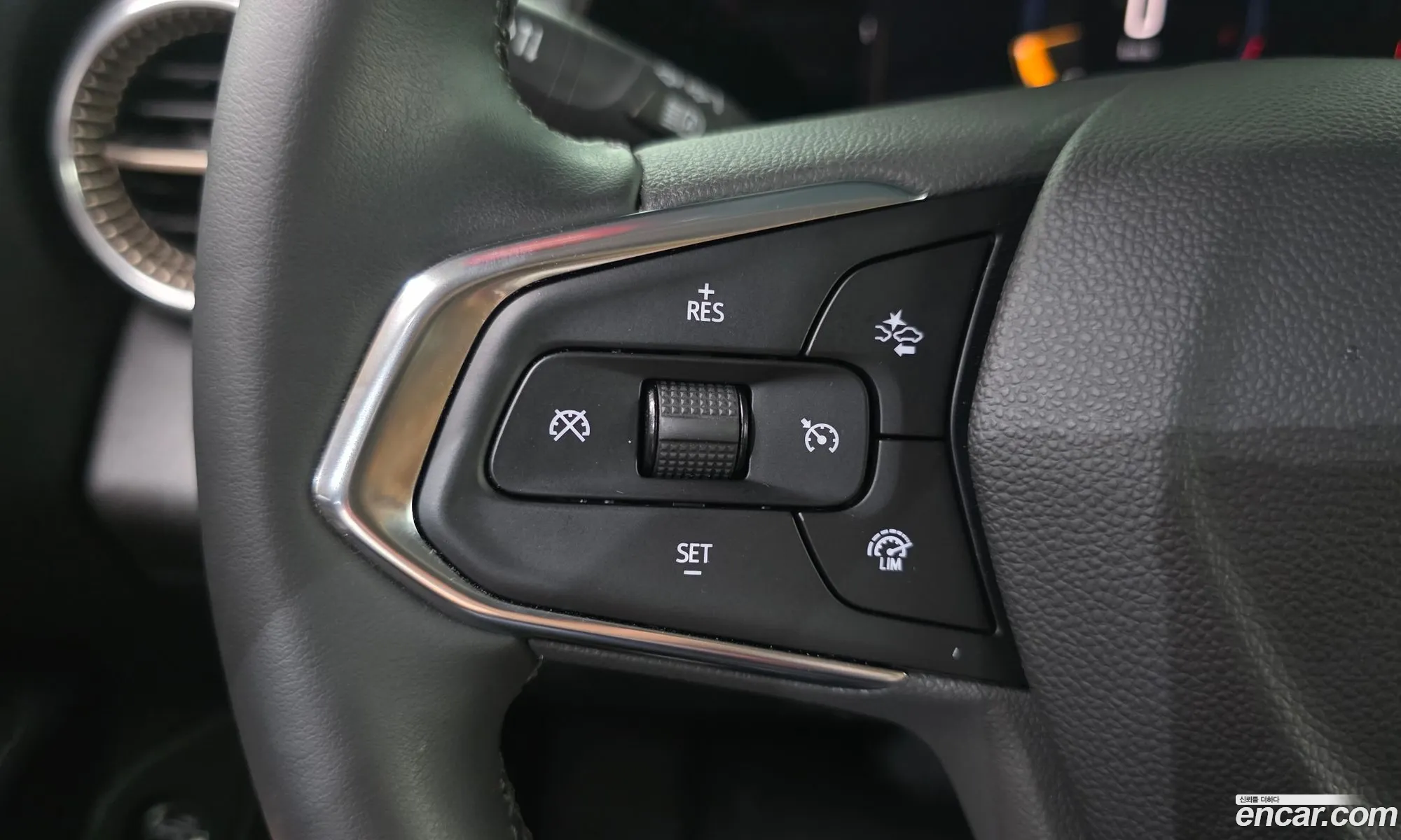 Chevrolet (GM Daewoo) Trax Crossover 2023 — 9