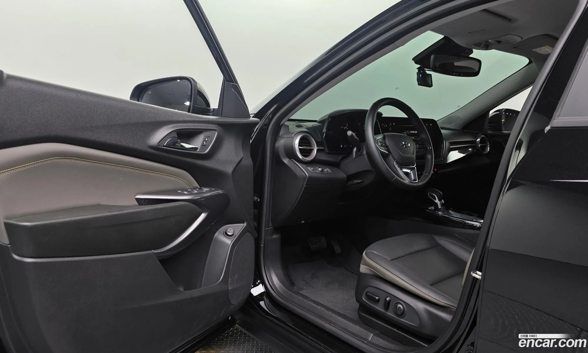 Chevrolet (GM Daewoo) Trax Crossover 2023 — 3