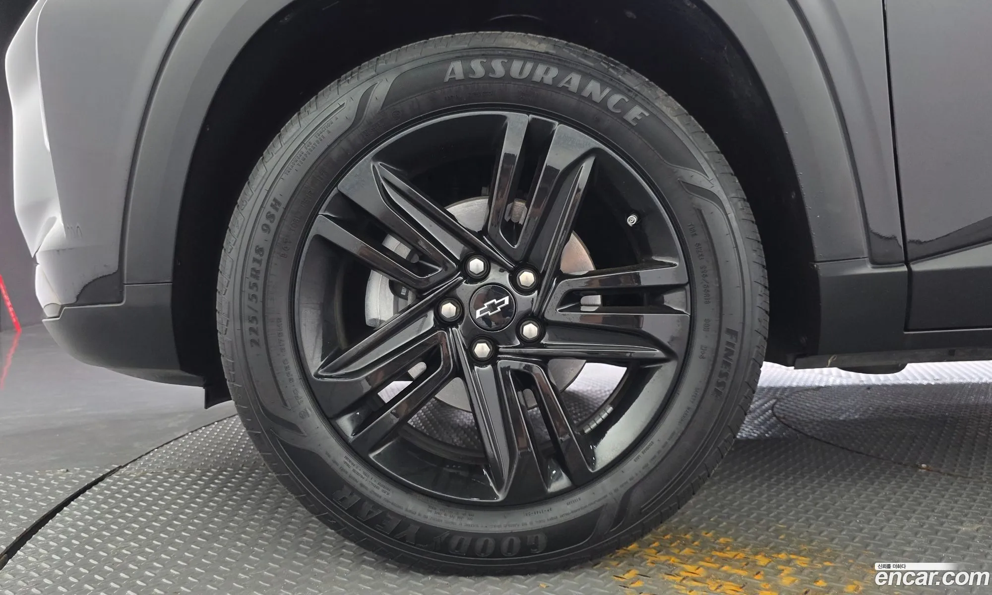 Chevrolet (GM Daewoo) Trax Crossover 2023 — 5