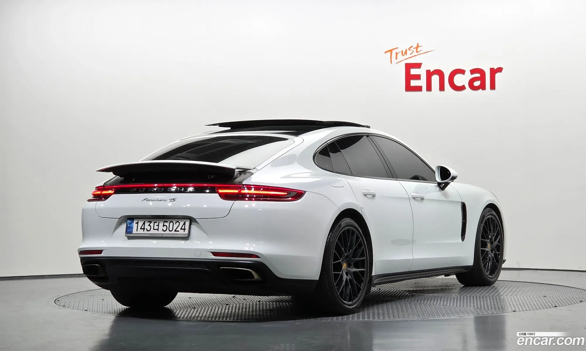 Porsche Panamera 2018 — 3