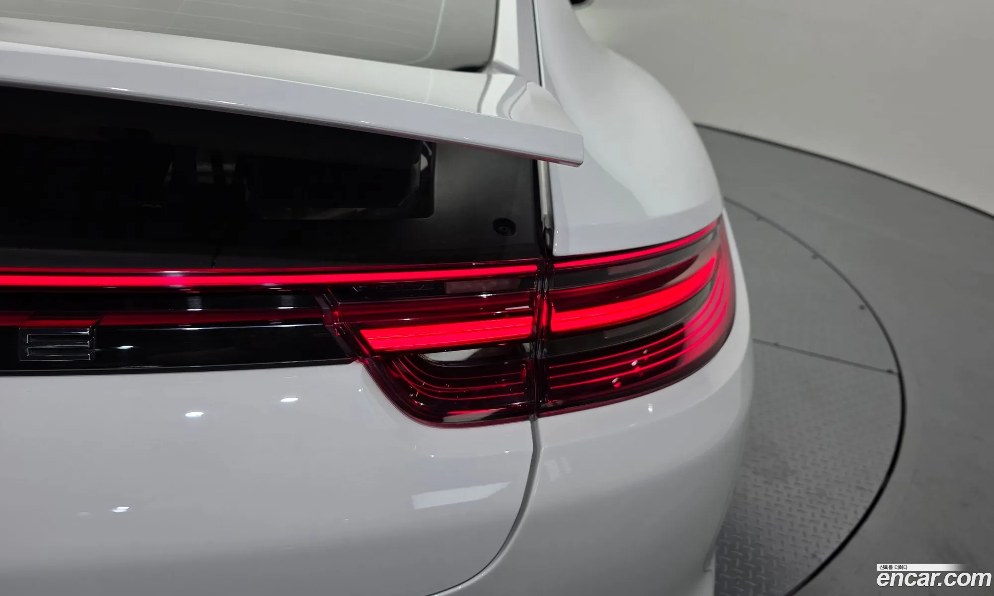 Porsche Panamera 2018 — 29