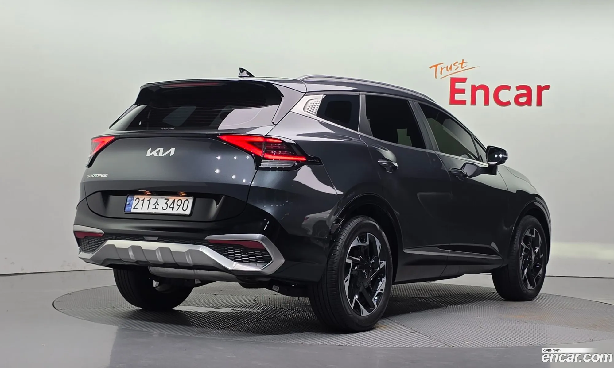 Kia Sportage 2023 — 16