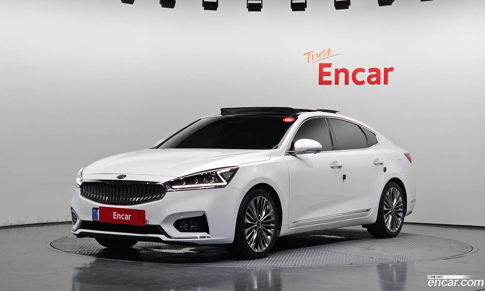 Kia K7 2018 KNALB415BJA140205 — 9