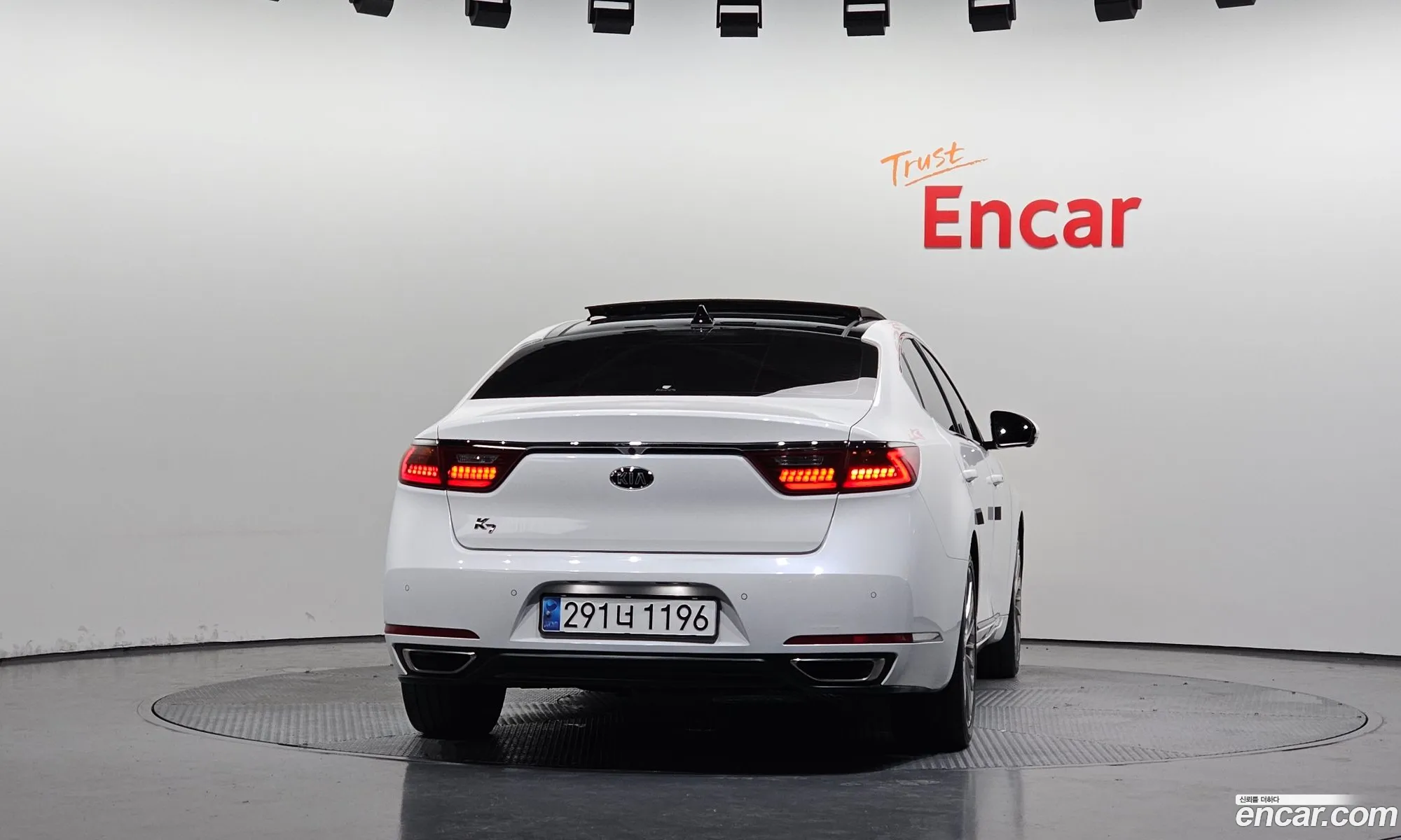 Kia K7 2018 KNALB415BJA140205 — 16