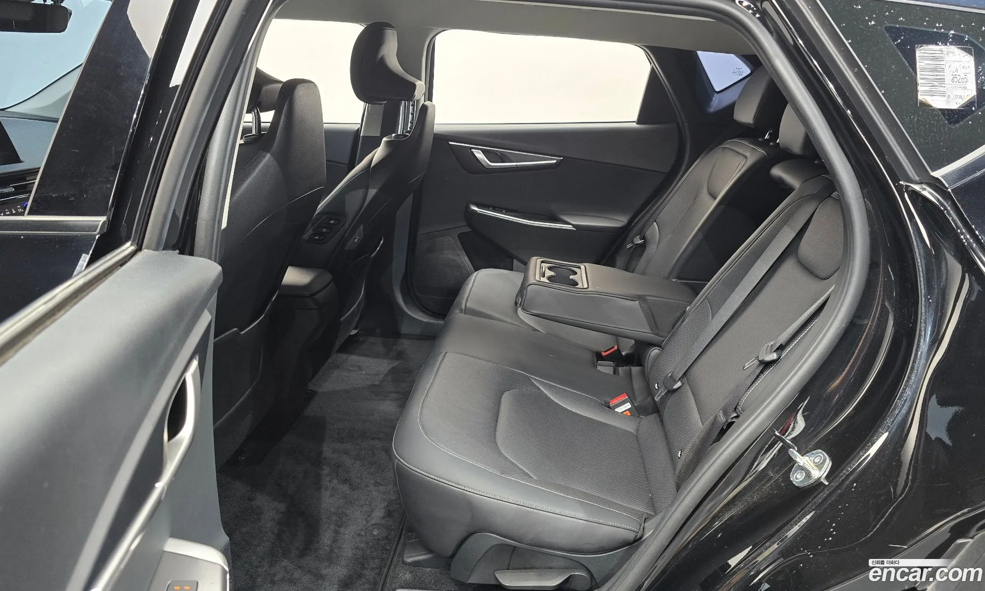 Kia EV6 2022 KNAC281AFPA105265 — 4