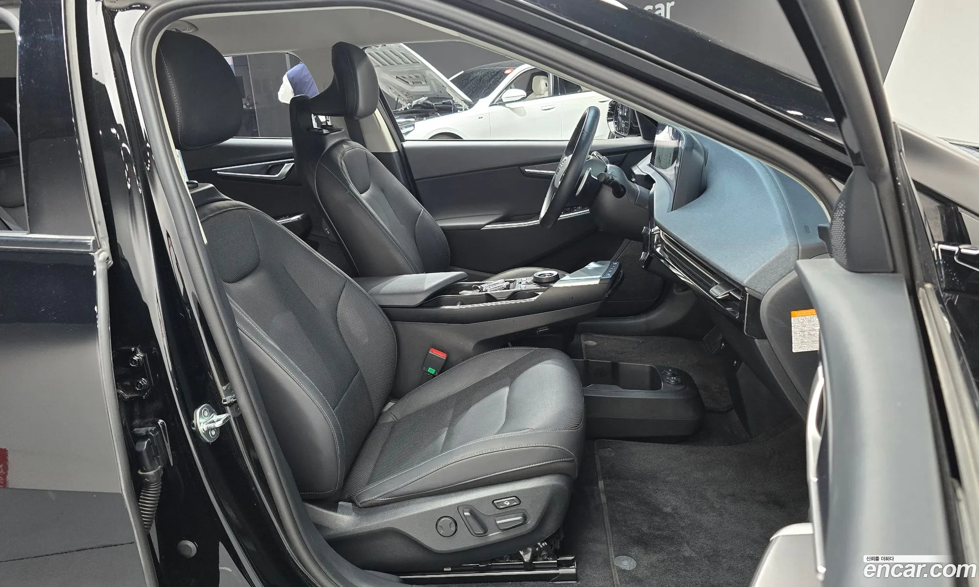 Kia EV6 2022 KNAC281AFPA105265 — 19