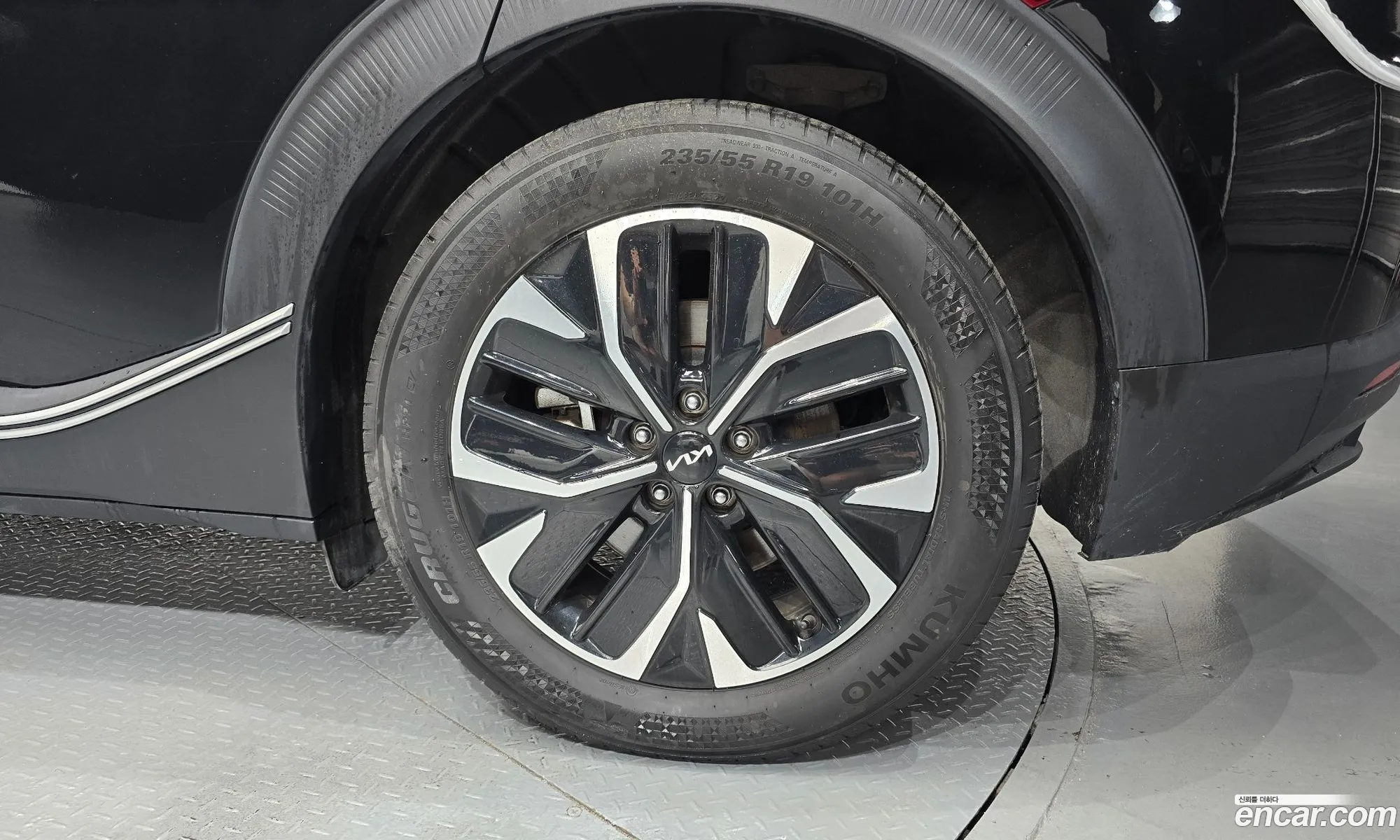 Kia EV6 2022 KNAC281AFPA105265 — 5