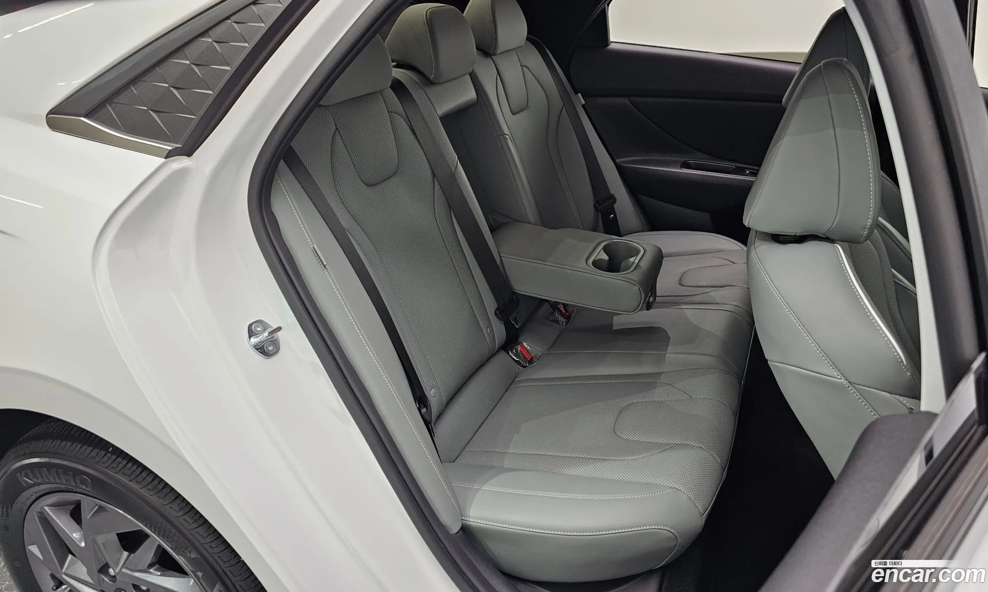 Hyundai Elantra 2024 — 22