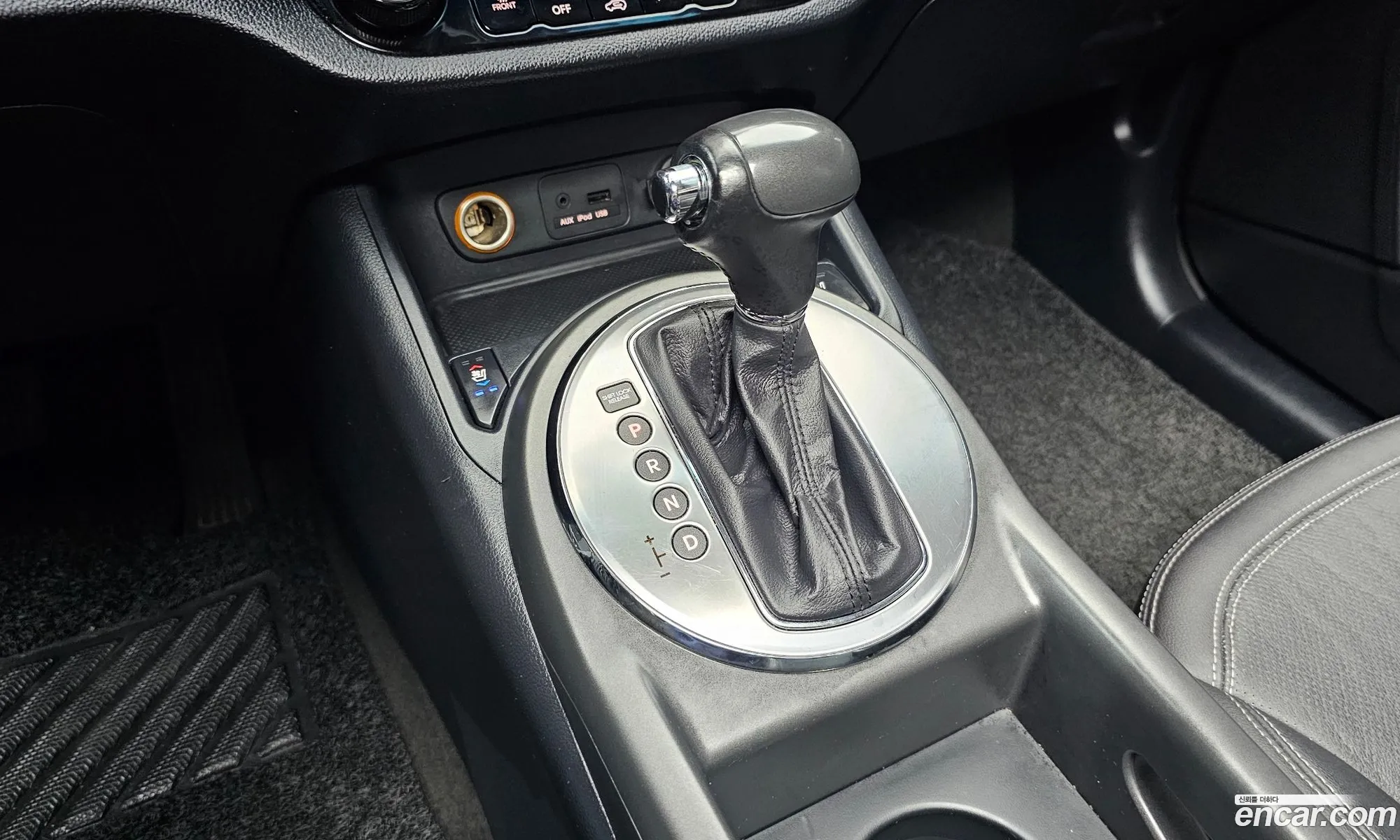 Kia Sportage R 2012 — 11