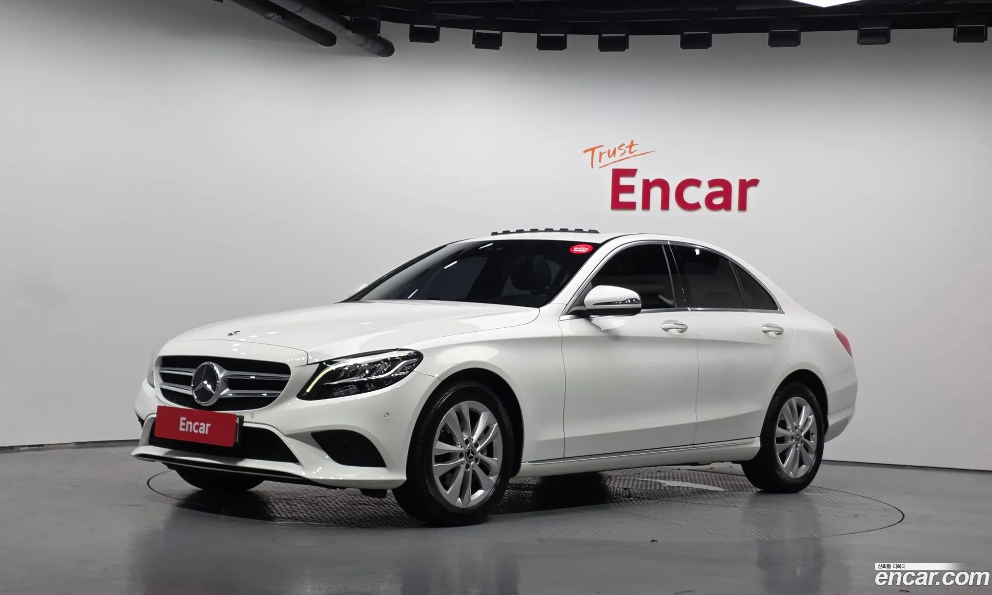 Mercedes-Benz C-Class W205 2019 — 13