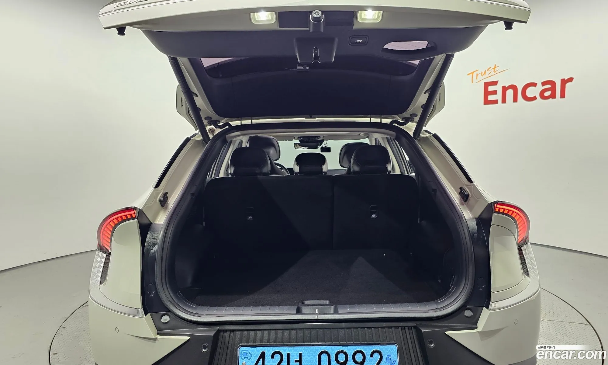 Kia EV6 2021 — 32