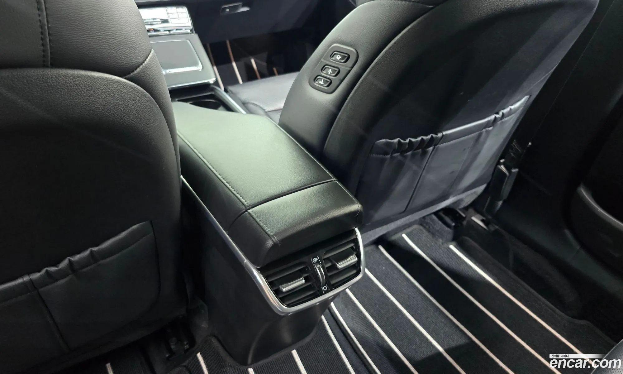 Hyundai Grandeur IG 2019 KMHF241DBLA304484 — 23