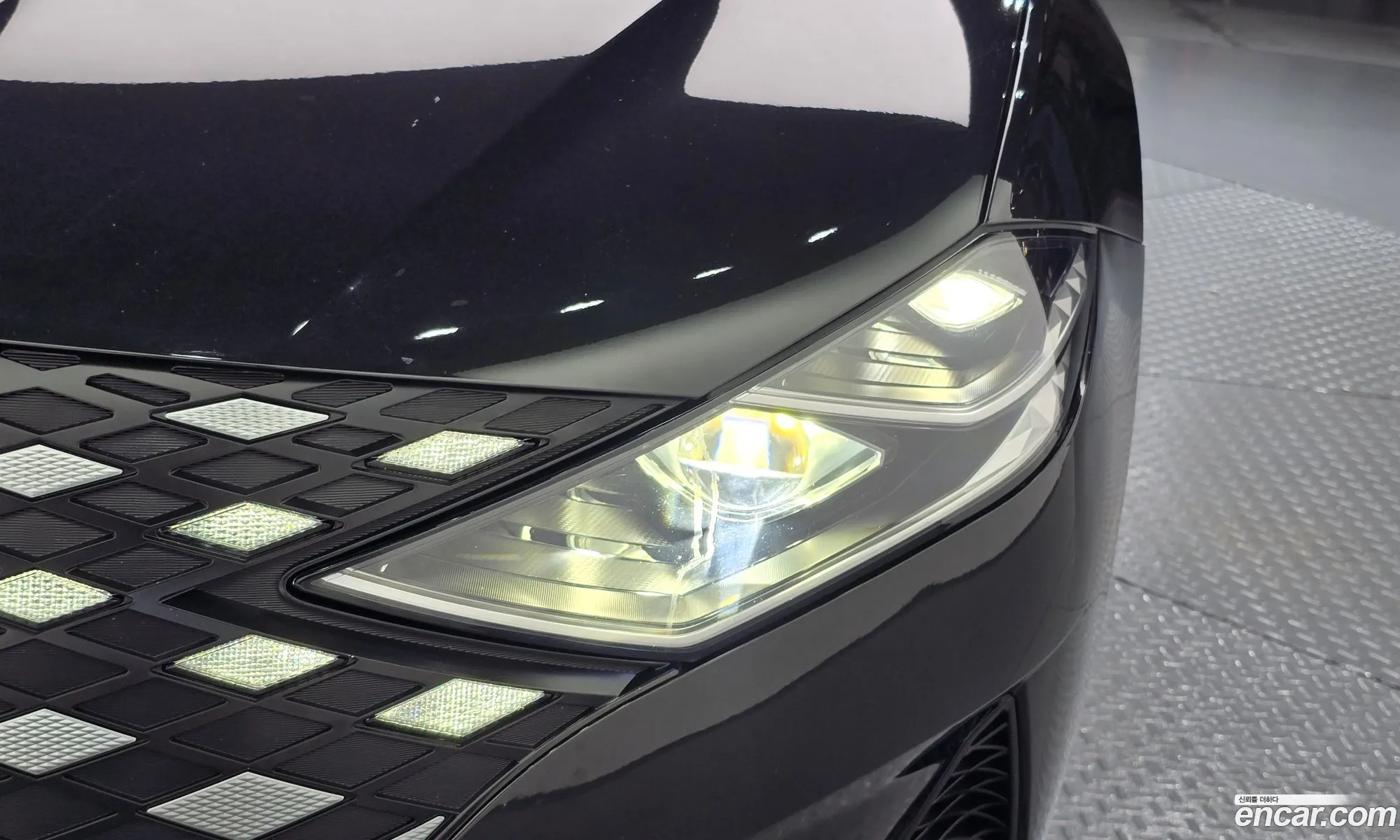 Hyundai Grandeur IG 2019 KMHF241DBLA304484 — 32
