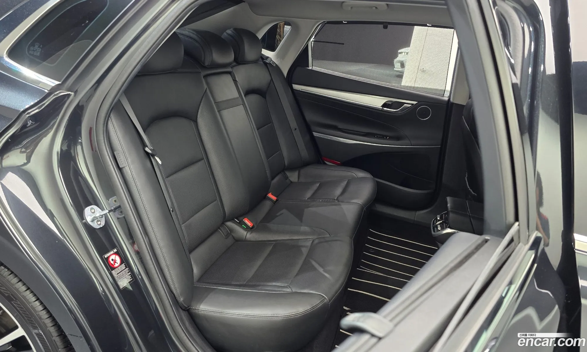 Hyundai Grandeur IG 2019 KMHF241DBLA304484 — 18
