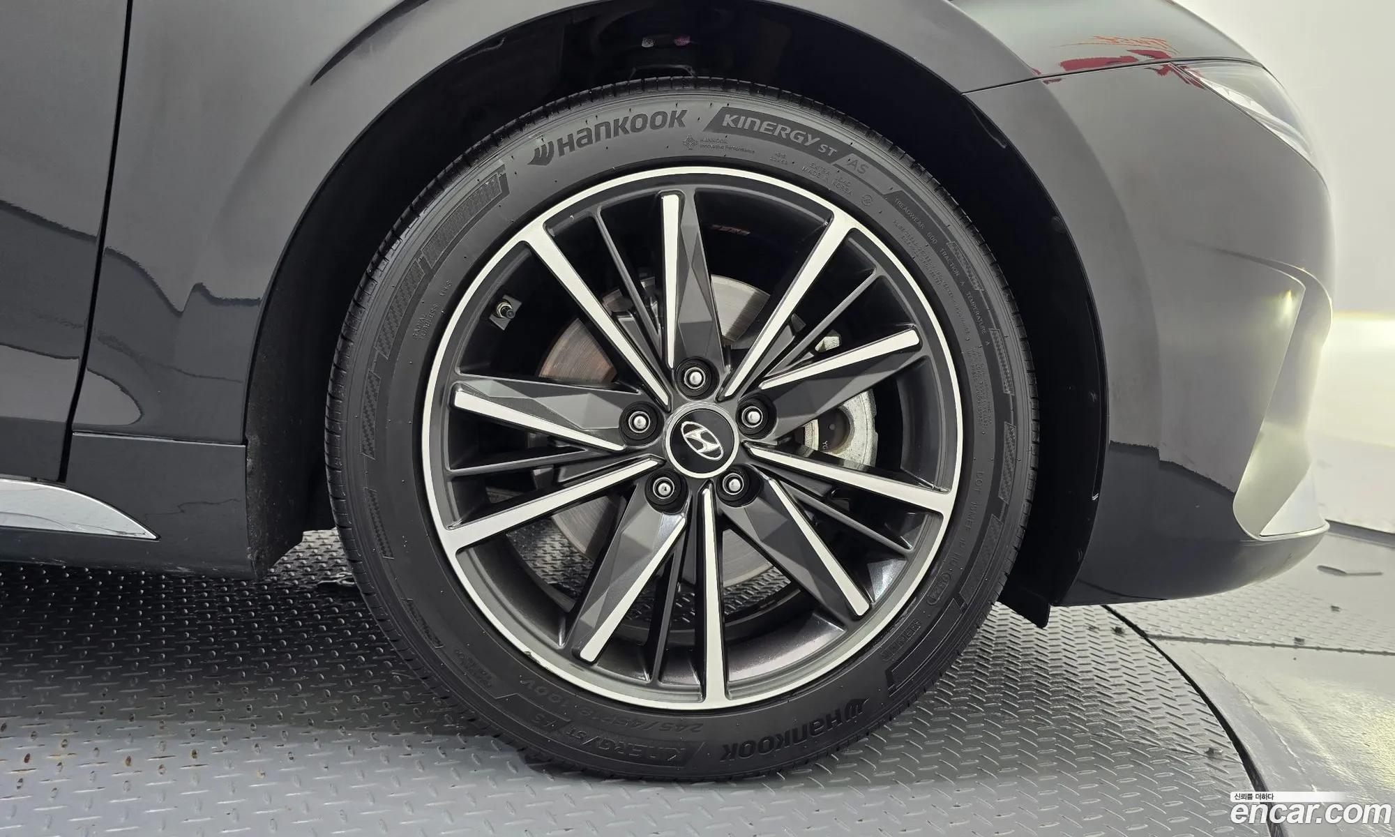 Hyundai Grandeur IG 2019 KMHF241DBLA304484 — 21