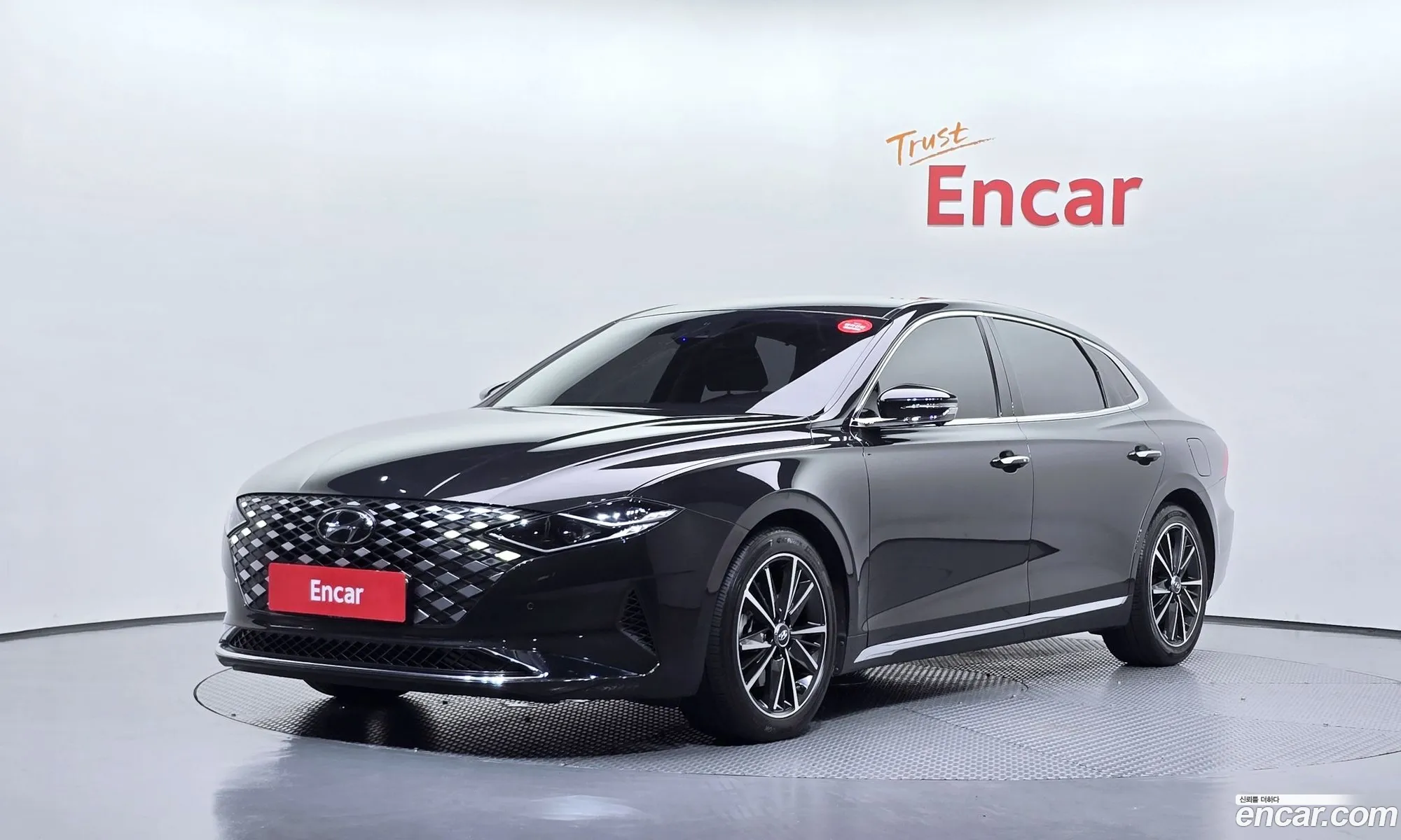 Hyundai Grandeur IG 2019 KMHF241DBLA304484 — 17