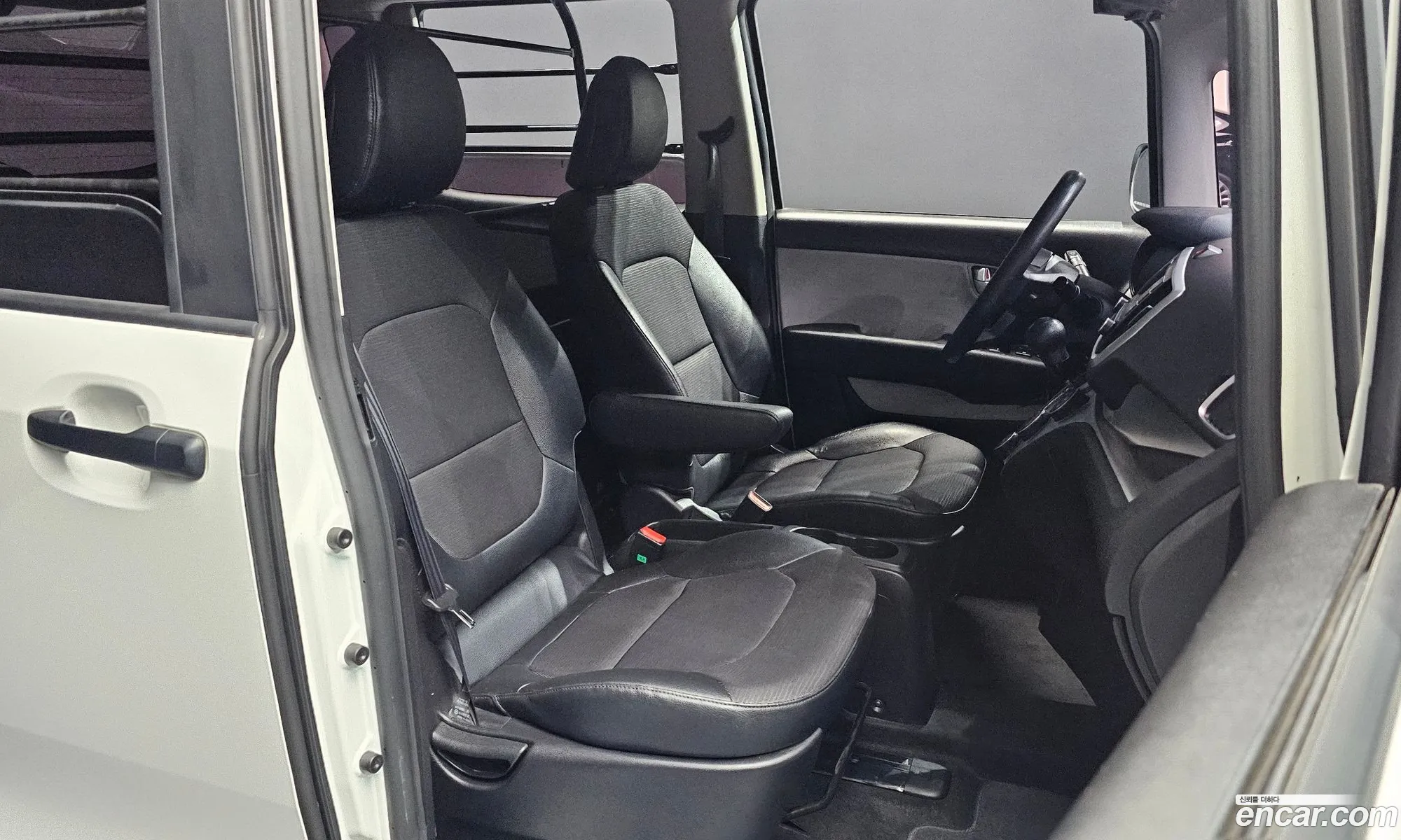 Kia Ray 2018 KNACF911BJT187581 — 30