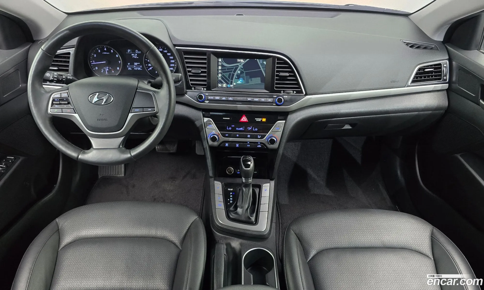 Hyundai Elantra AD 2016 — 3