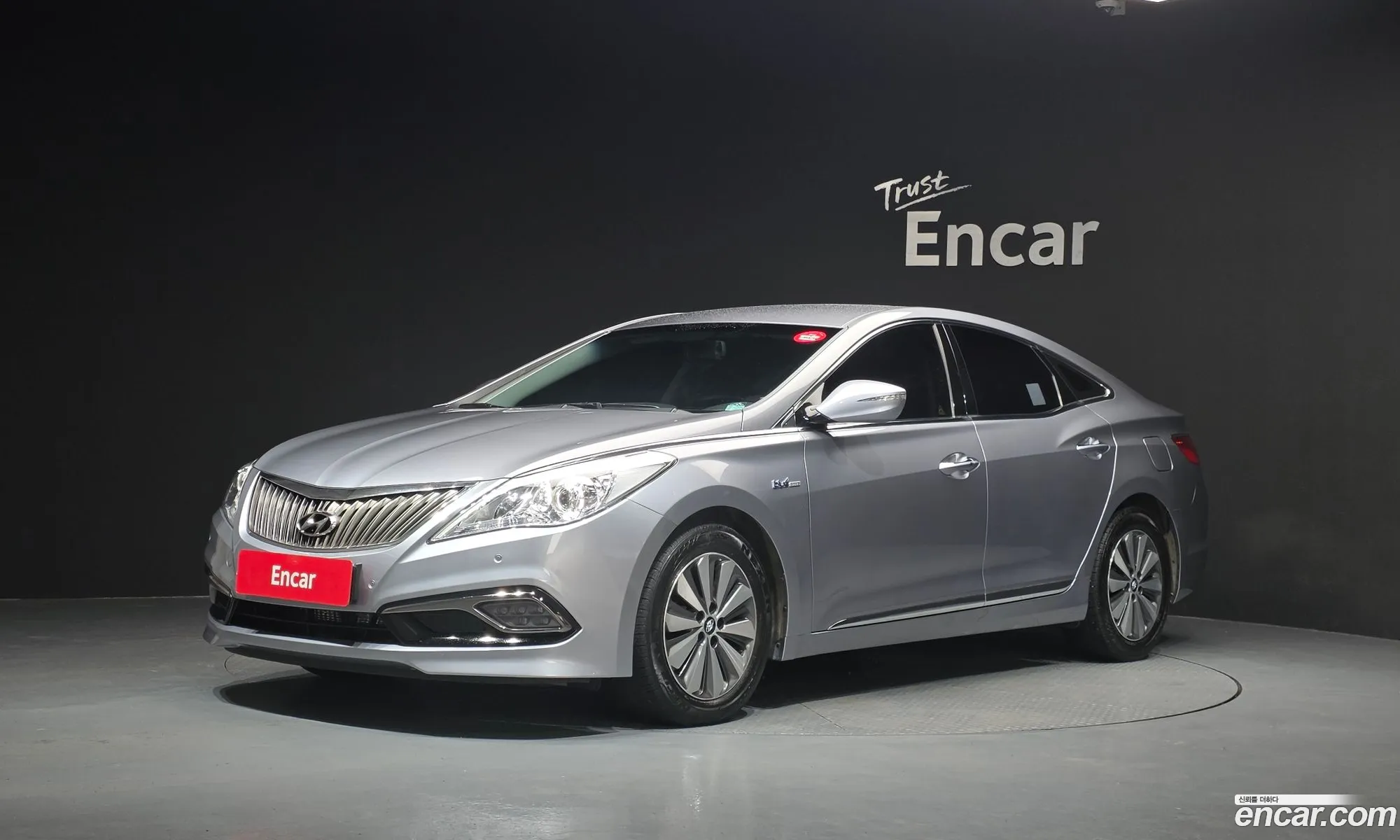 Hyundai Grandeur HG Hybrid 2016 — 2