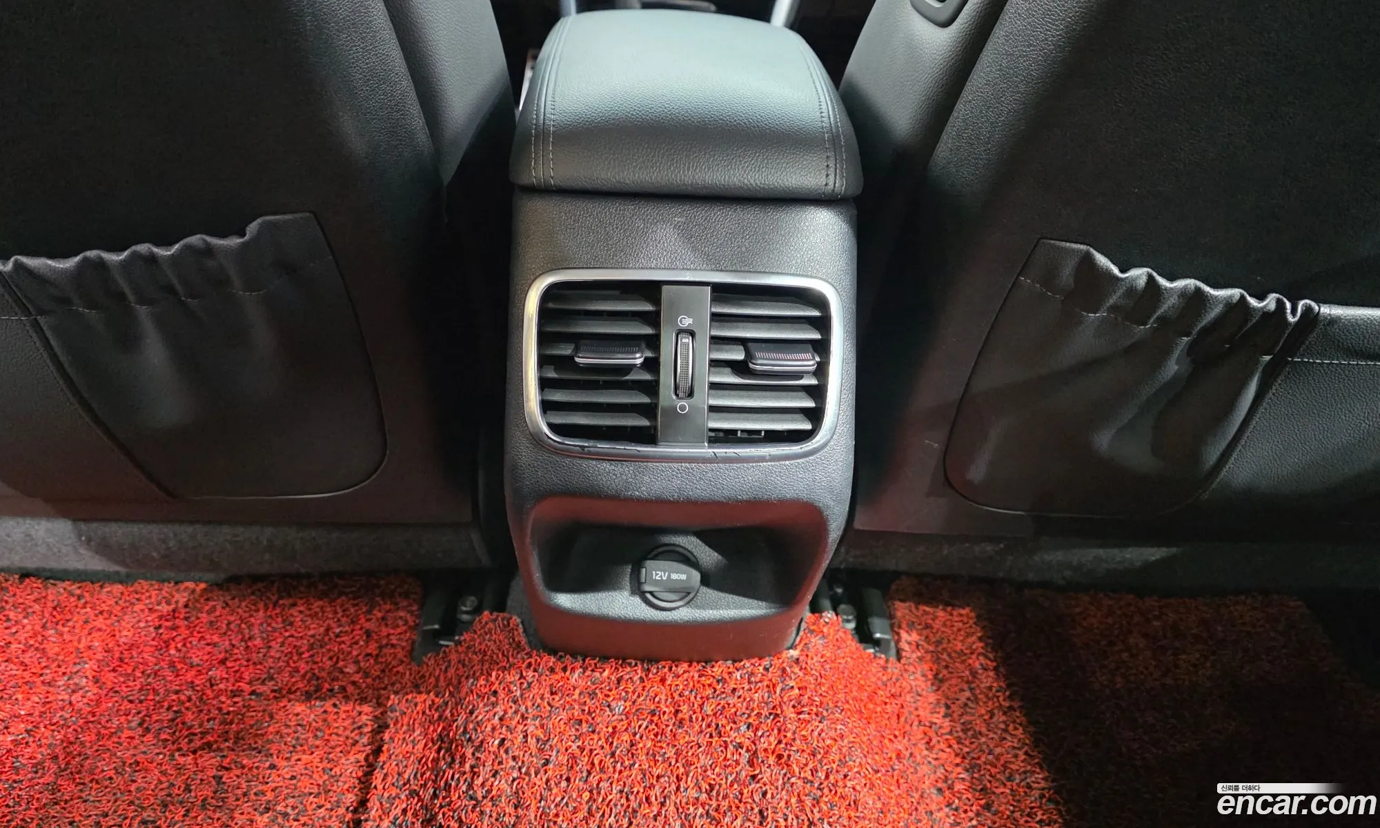 Kia K5 2016 KNAGX411BGA085876 — 24