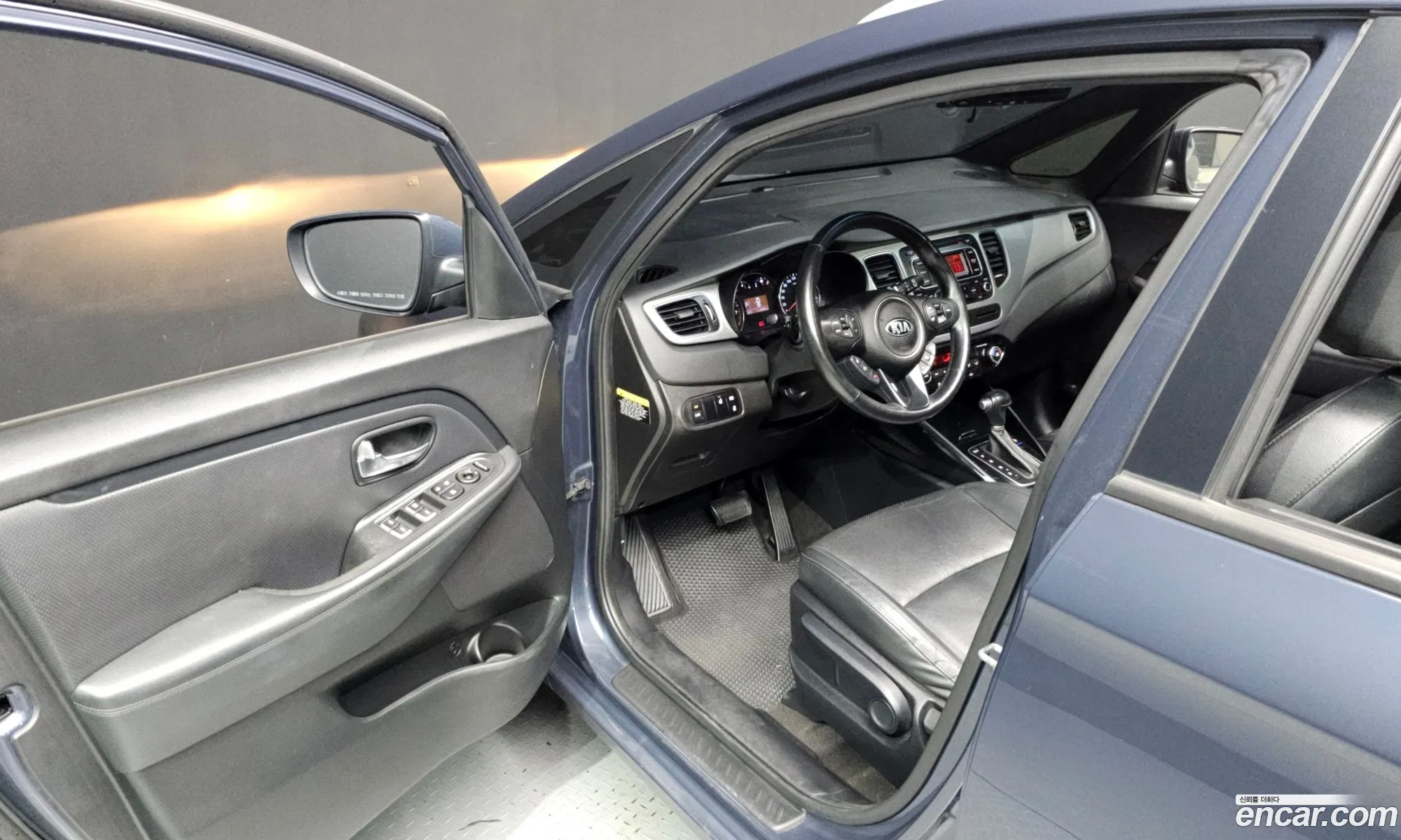 Kia Carens 2013 — 3
