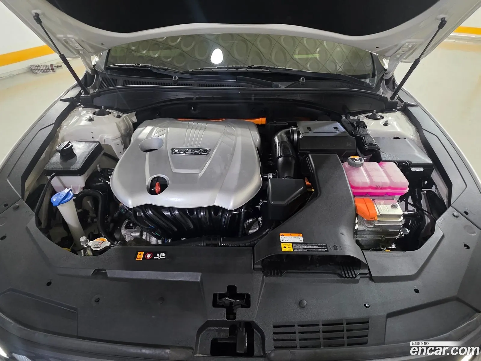 Hyundai Grandeur IG Hybrid 2020 — 11