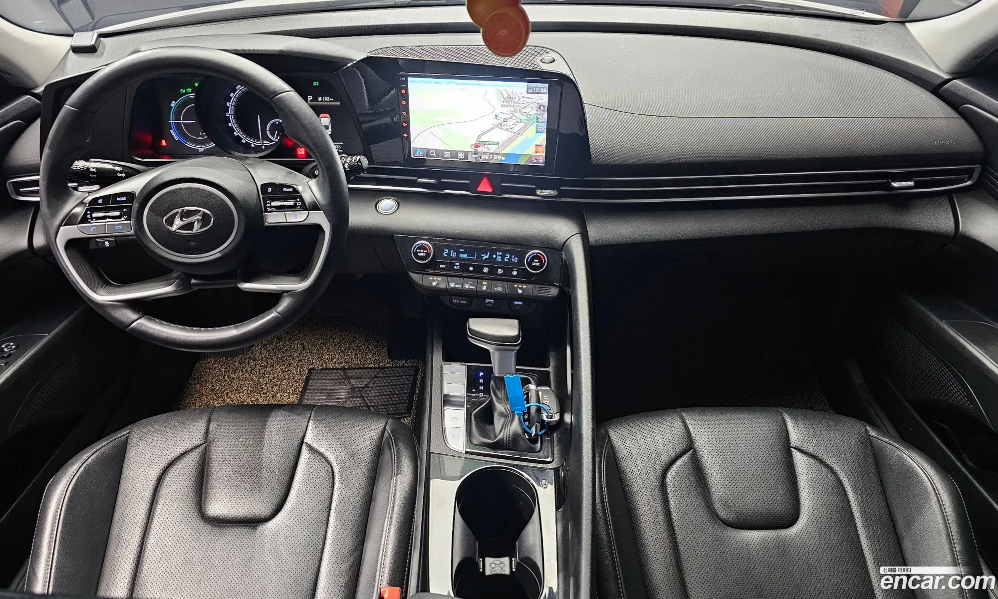Hyundai Elantra Hybrid 2023 — 2