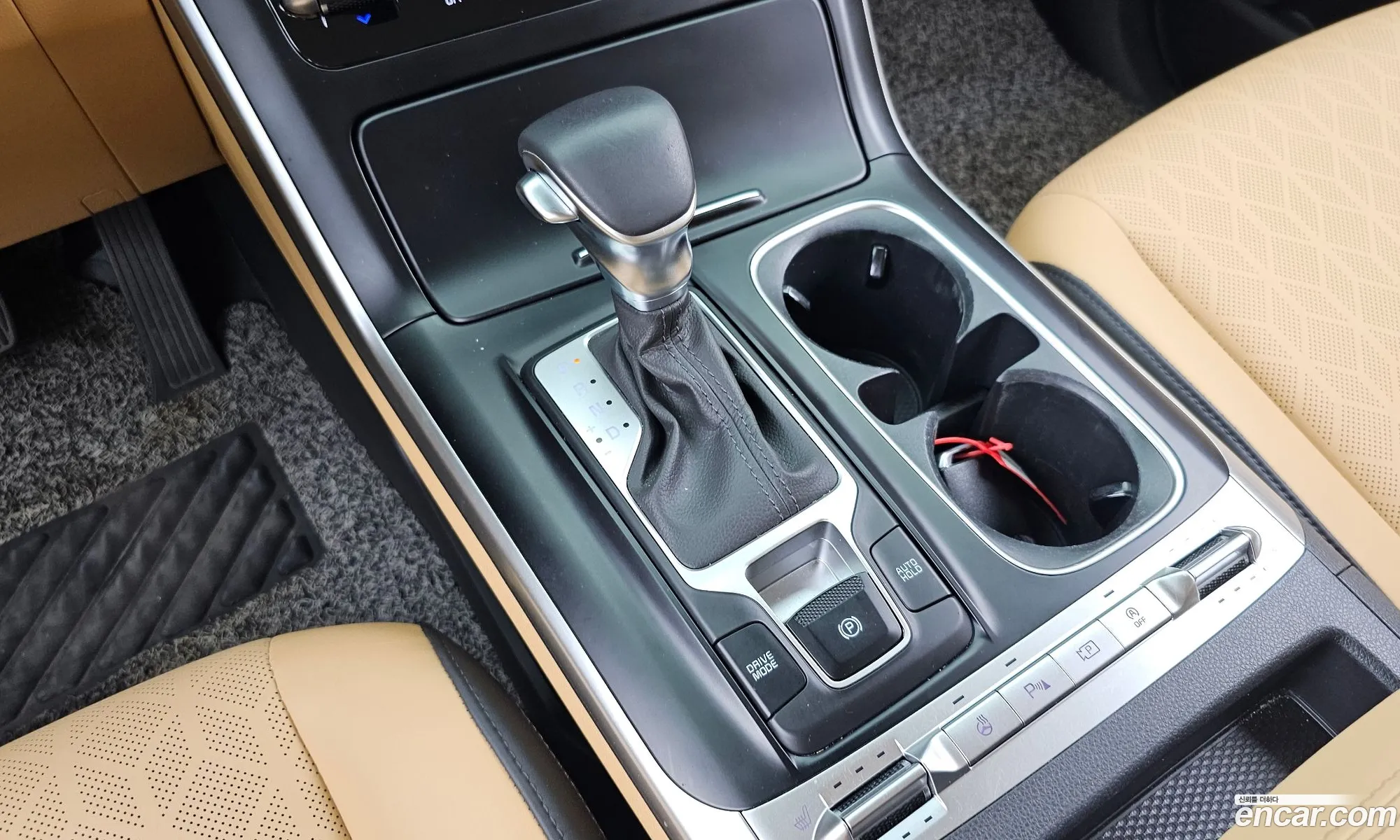 Kia Carnival 2023 — 19