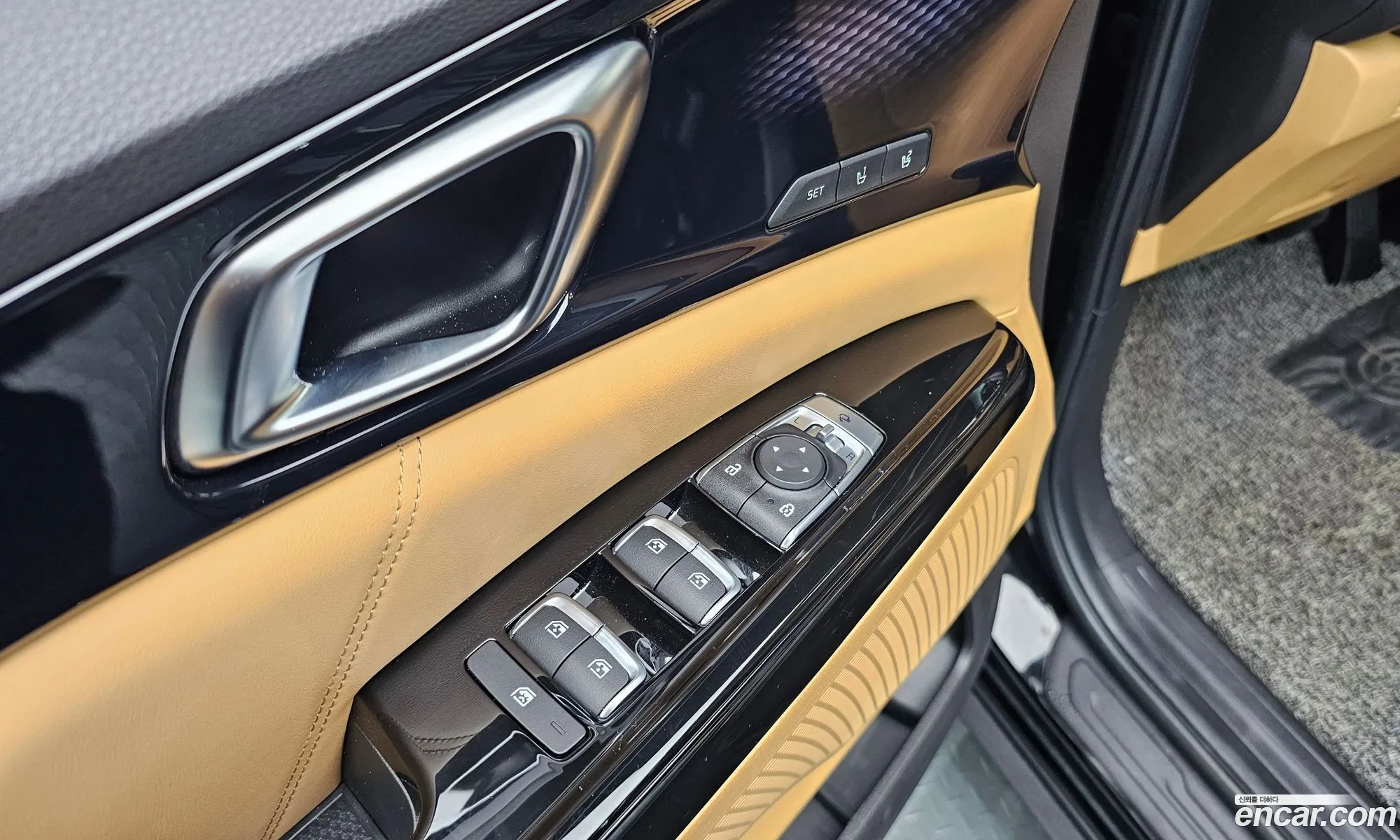 Kia Carnival 2021 KNANE81BBMS073021 — 31