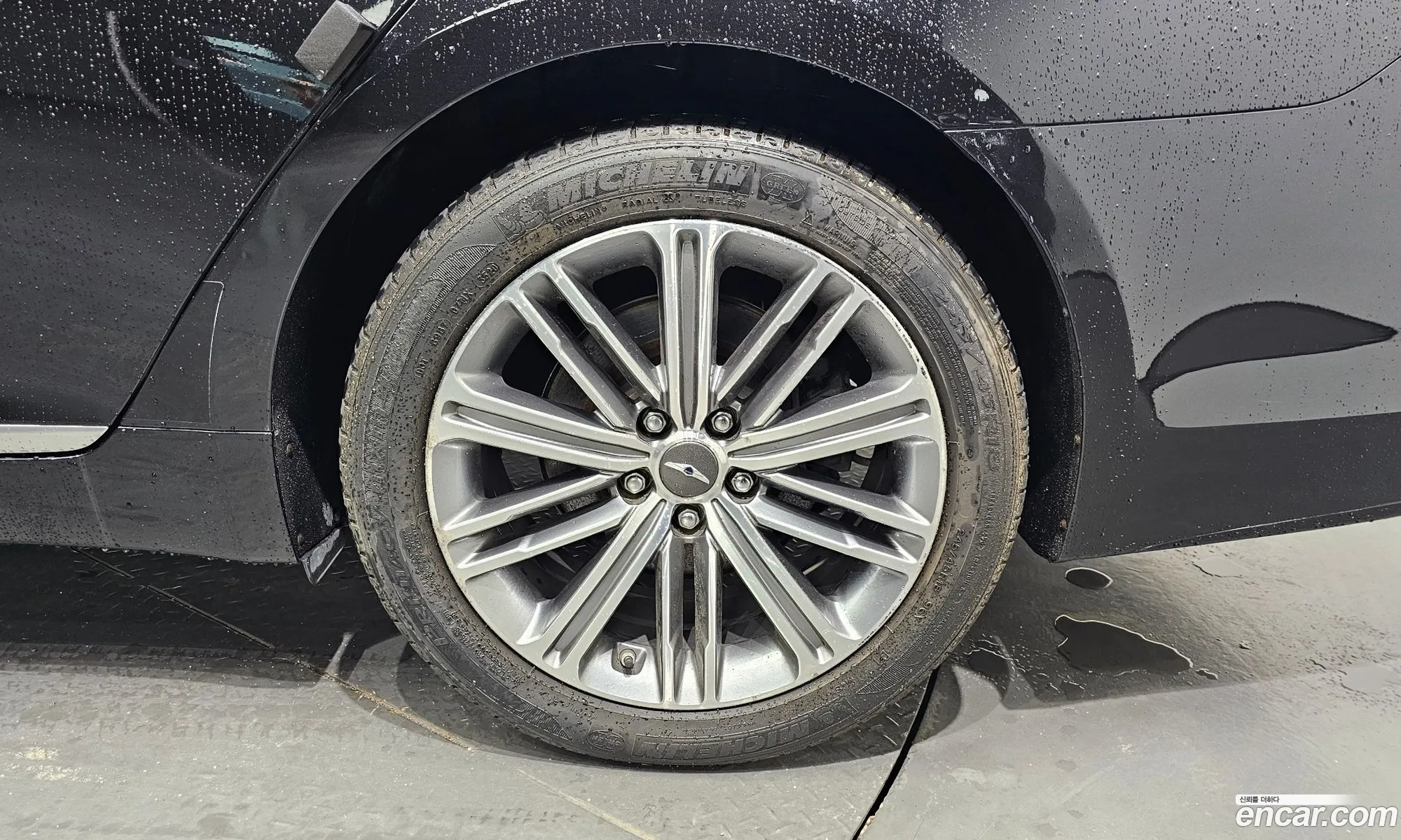 Genesis G80 2018 KMHGL41DBJU297397 — 27