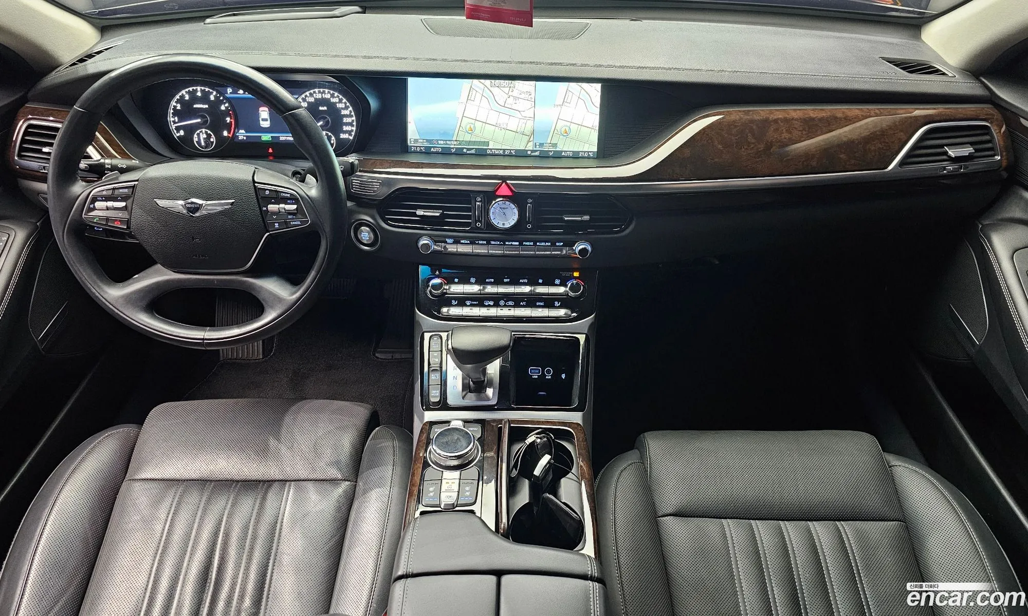 Genesis EQ900 2018 KMHG241DDJU052001 — 2