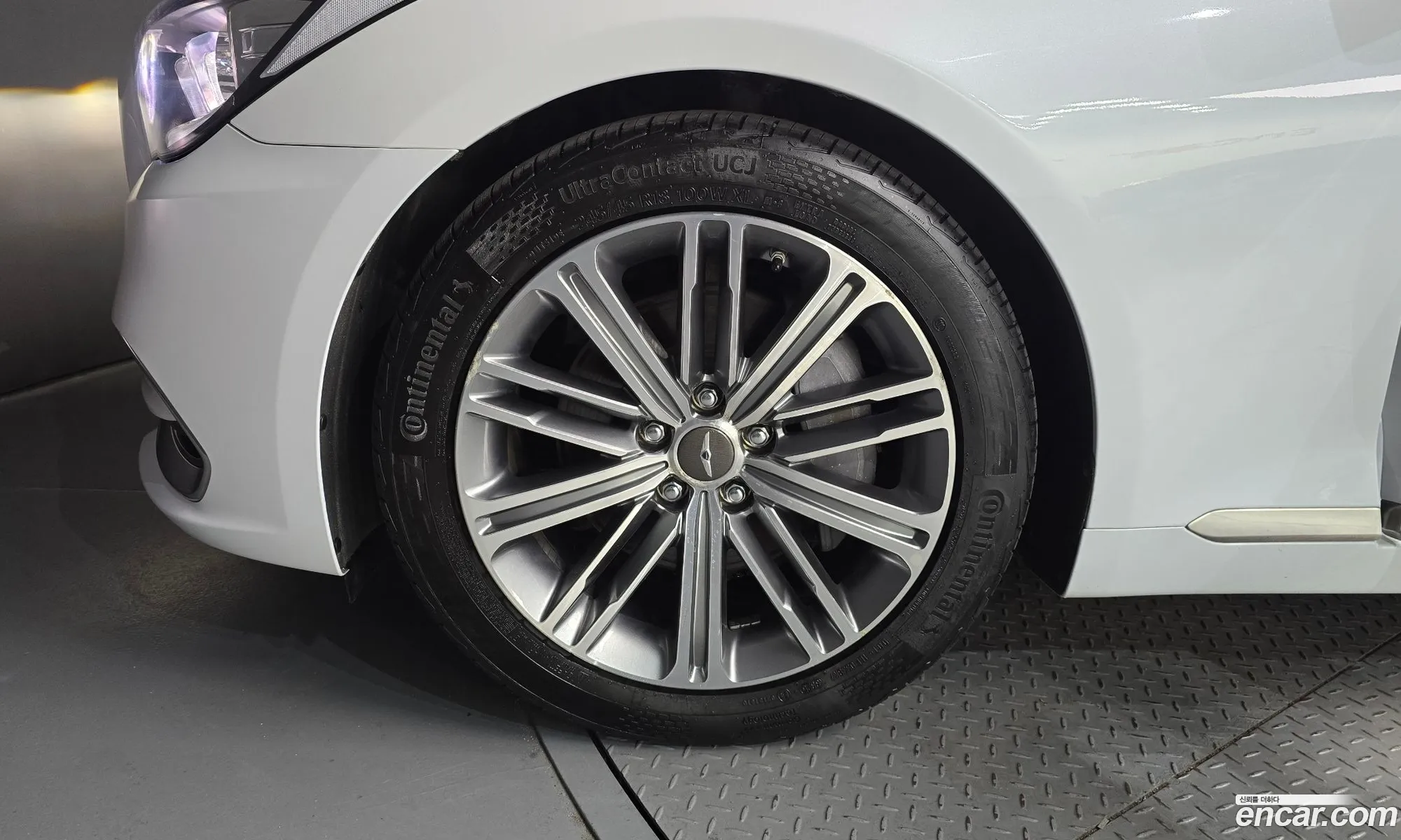 Genesis G80 2018 KMHGL41DDKU308068 — 20