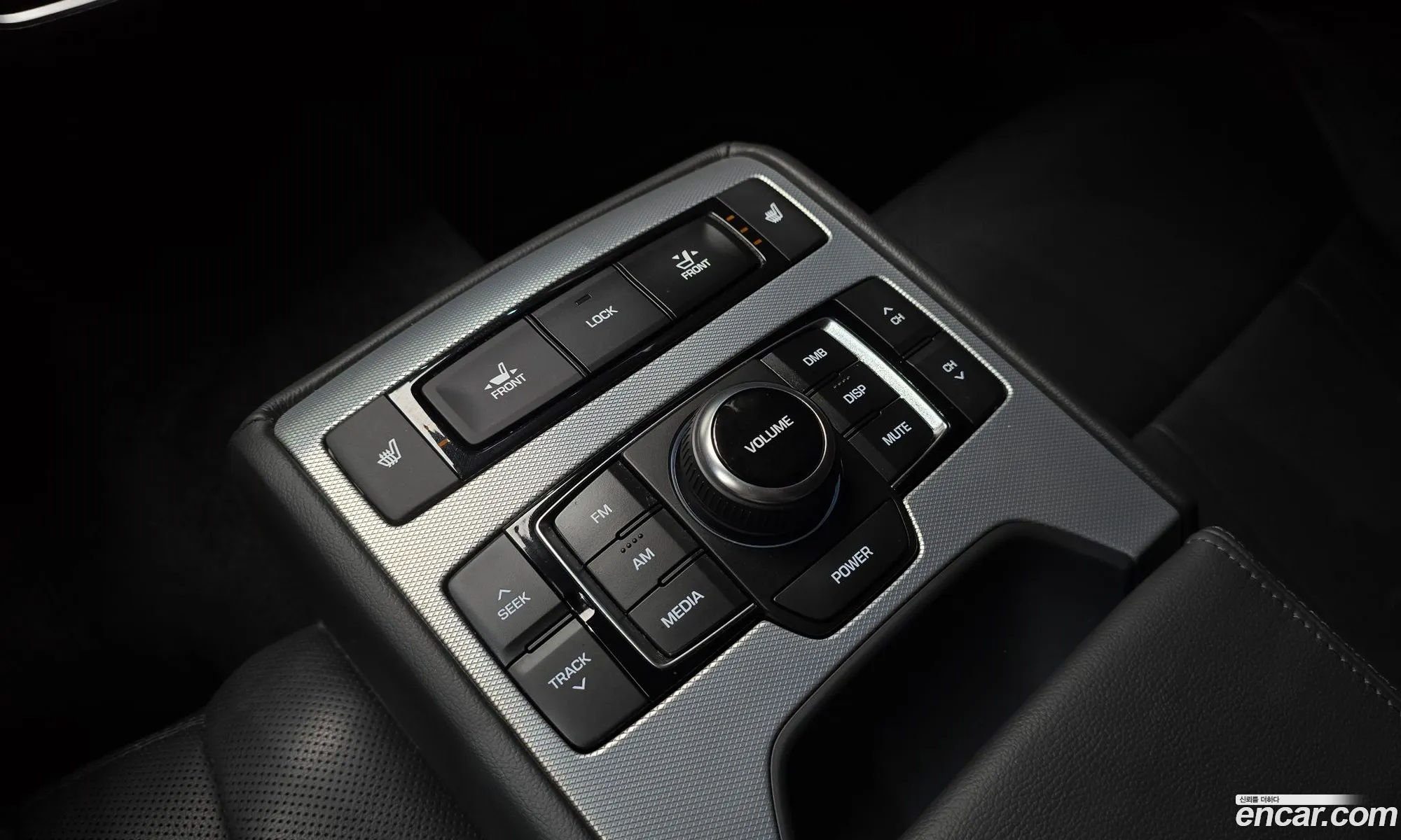 Genesis G80 2018 KMHGL41DDKU308068 — 15
