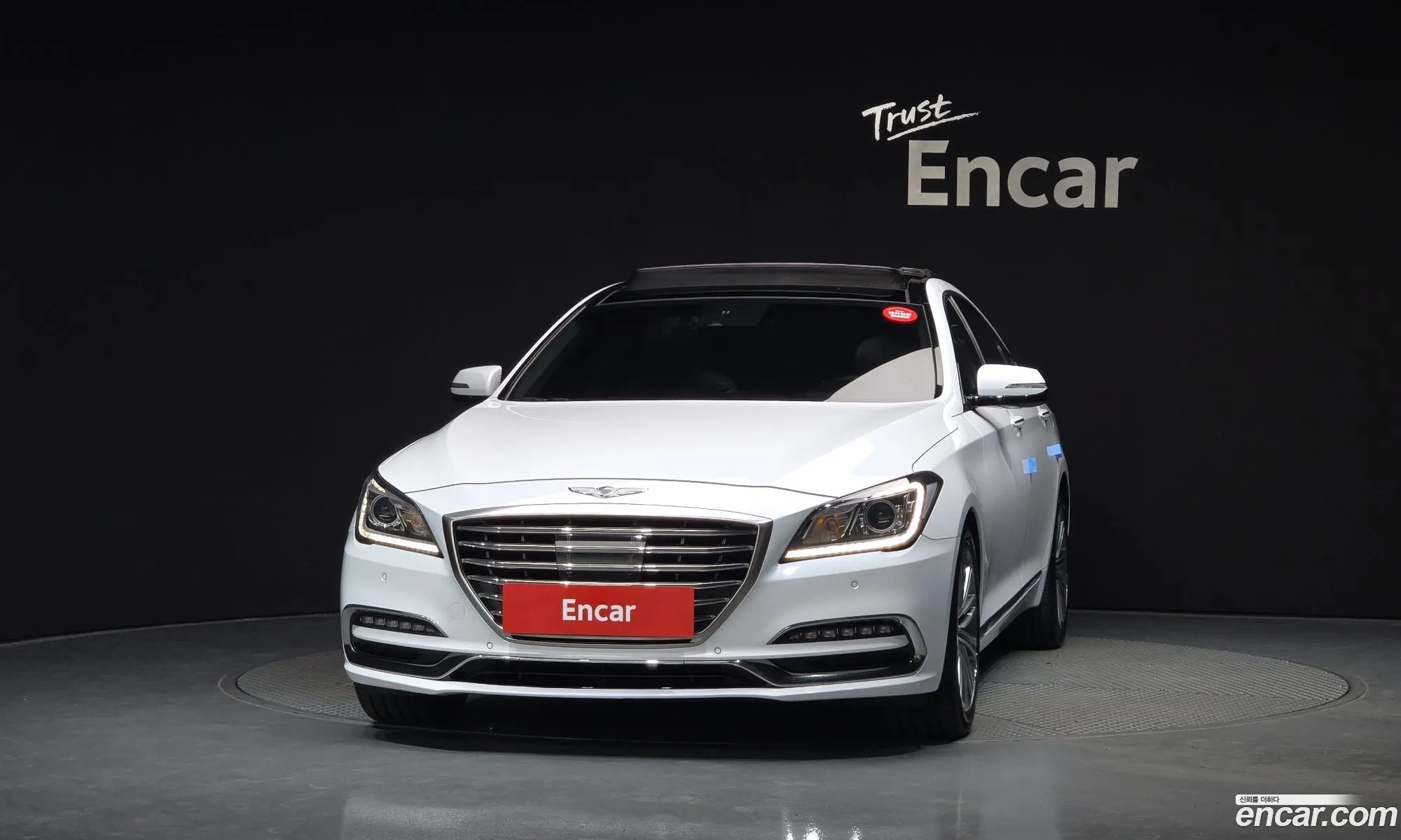 Genesis G80 2018 KMHGL41DDKU308068 — 2