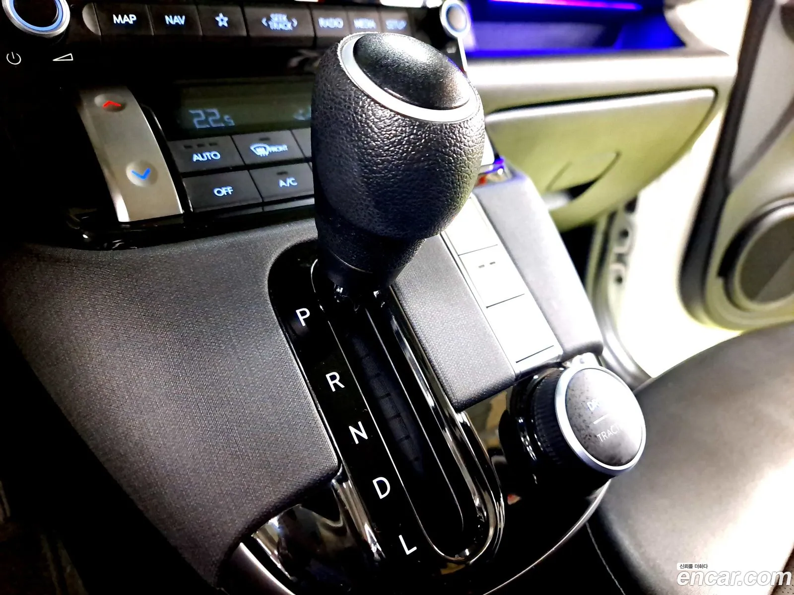 Hyundai Casper 2021 — 10