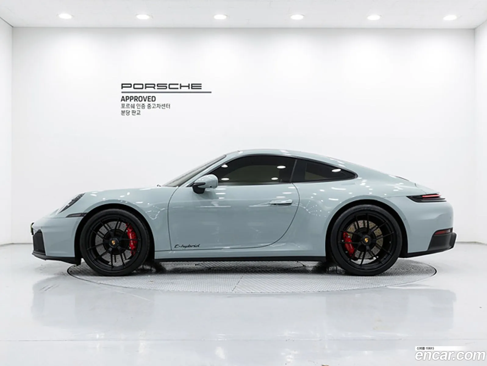 Porsche 911 2025 — 11