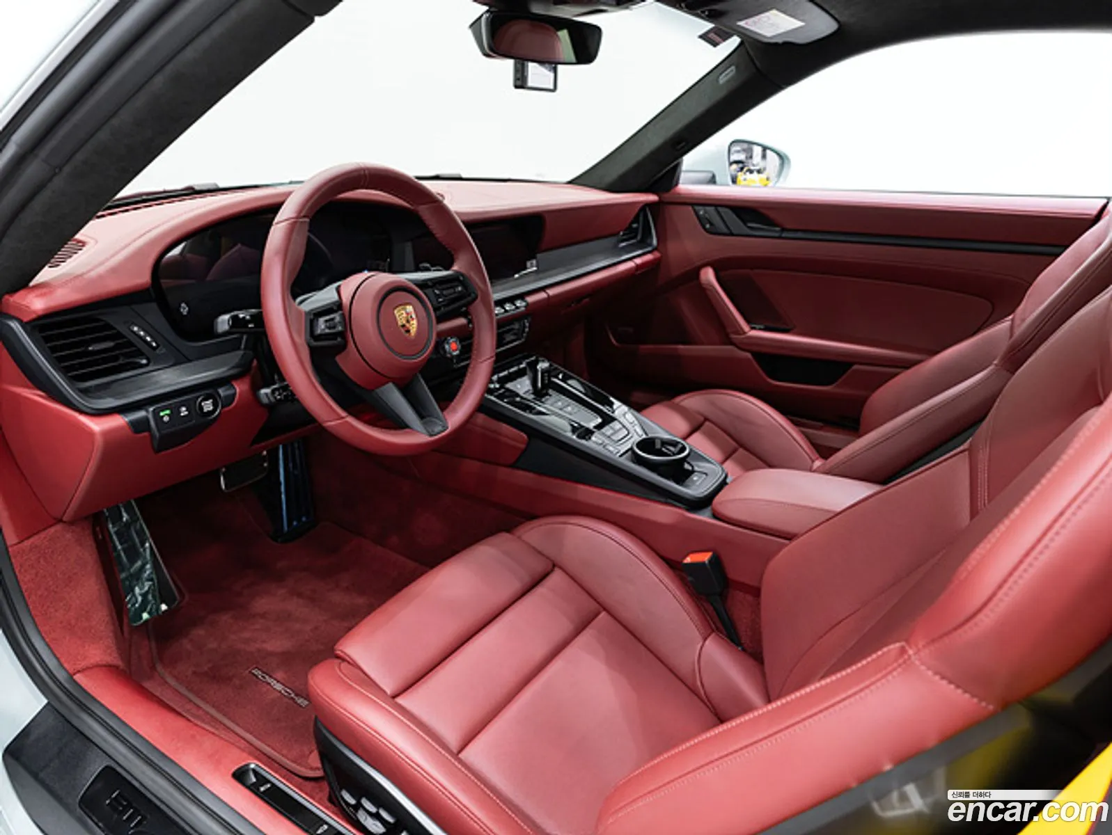 Porsche 911 2025 — 8
