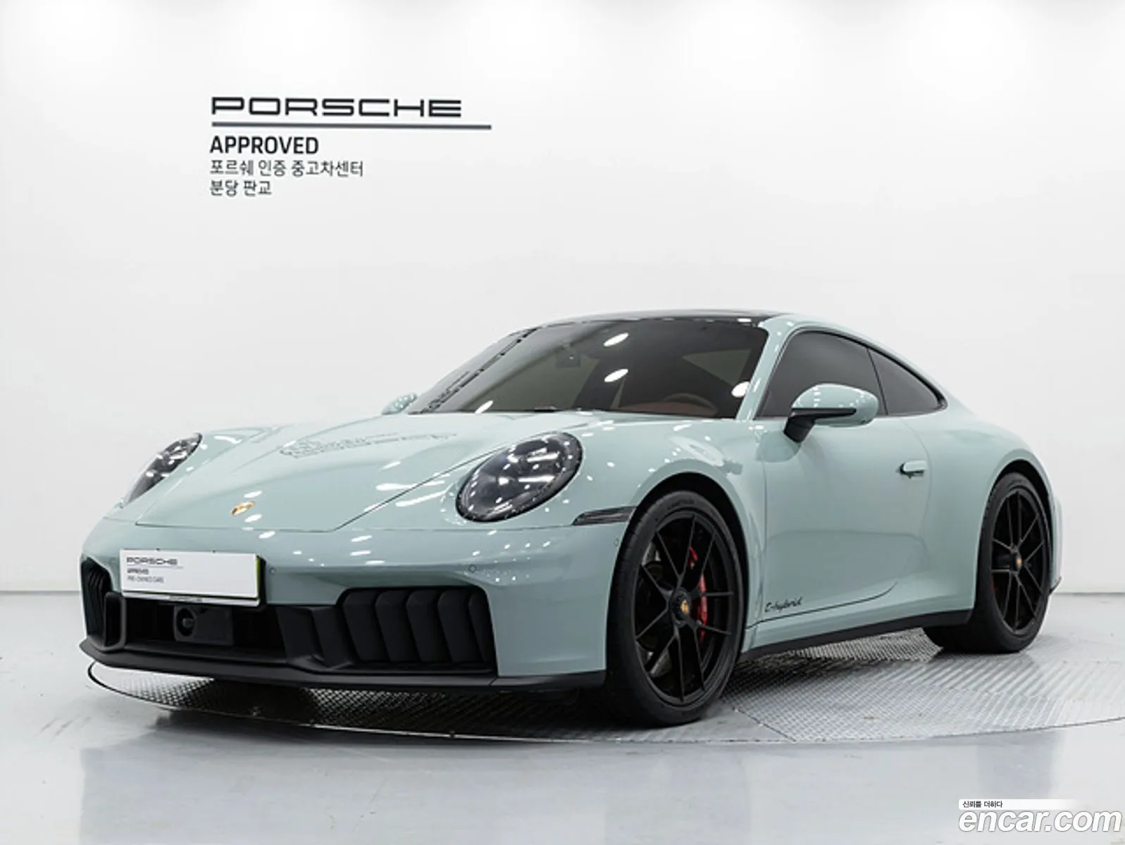 Porsche 911 2025 — 17