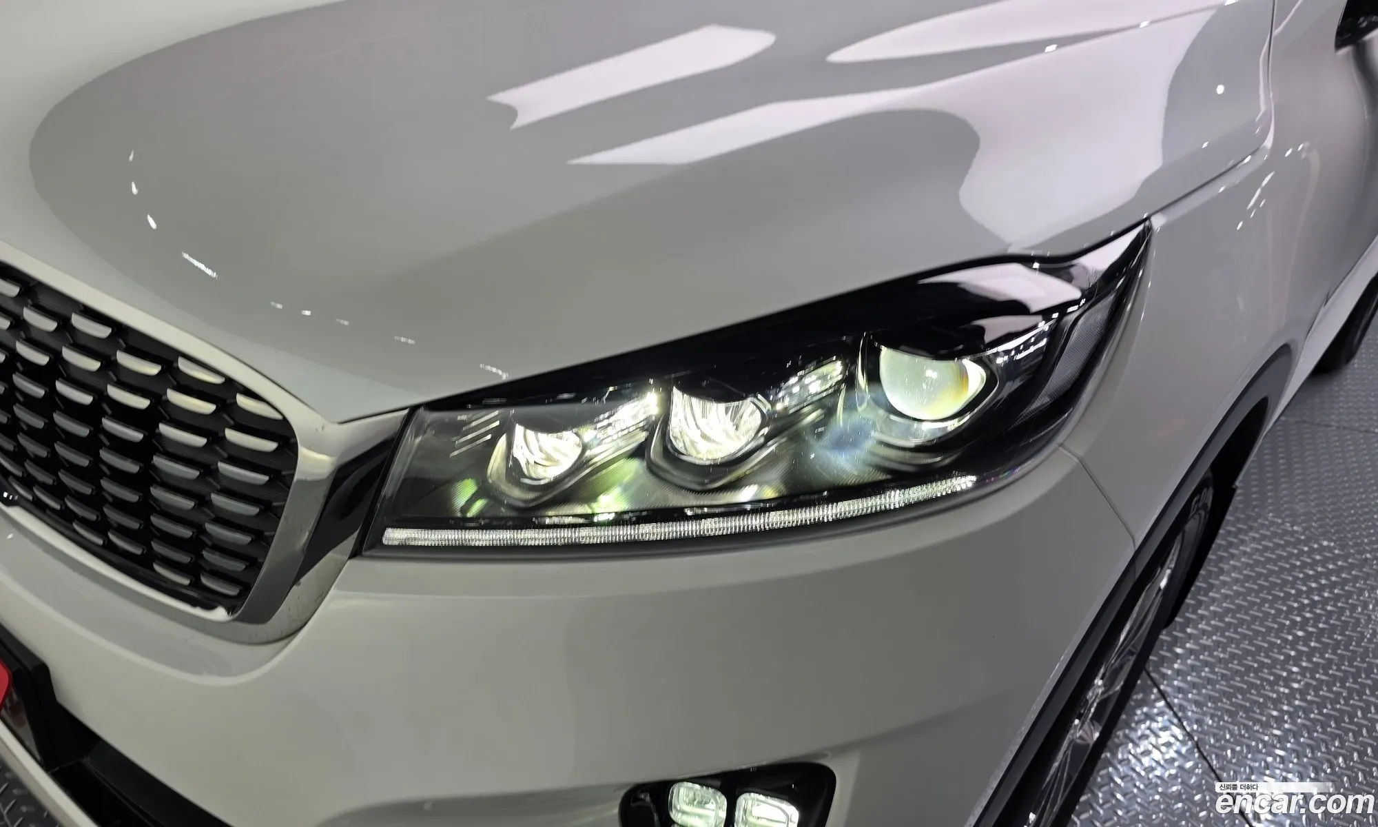 Kia Sorento 2018 KNAPG81ABKA499903 — 26