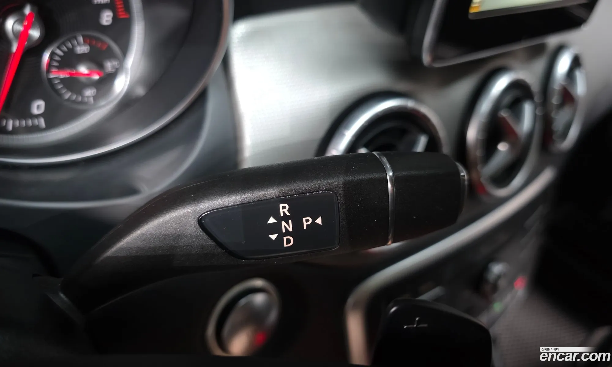 Mercedes-Benz CLA-Class C117 2016 — 14