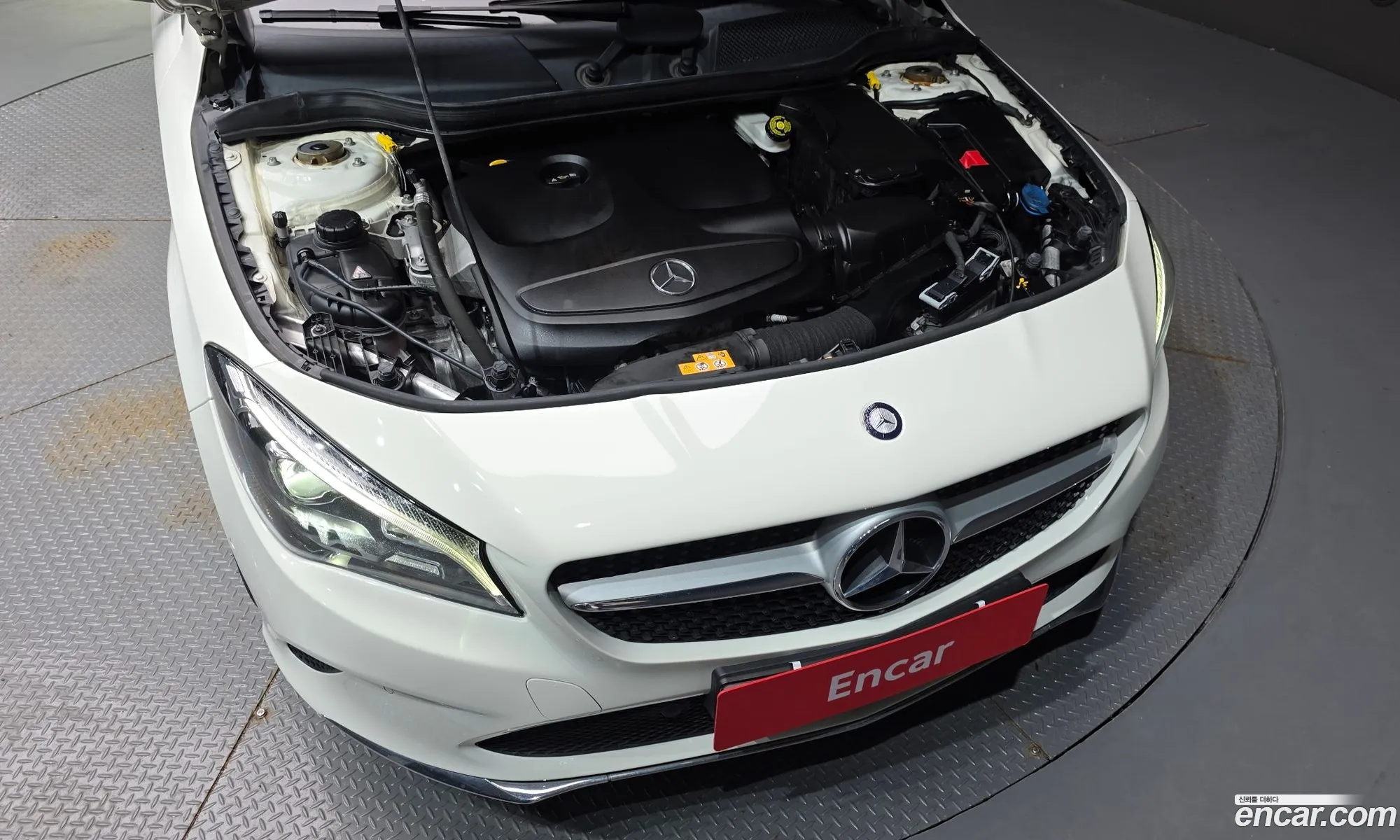 Mercedes-Benz CLA-Class C117 2016 — 3