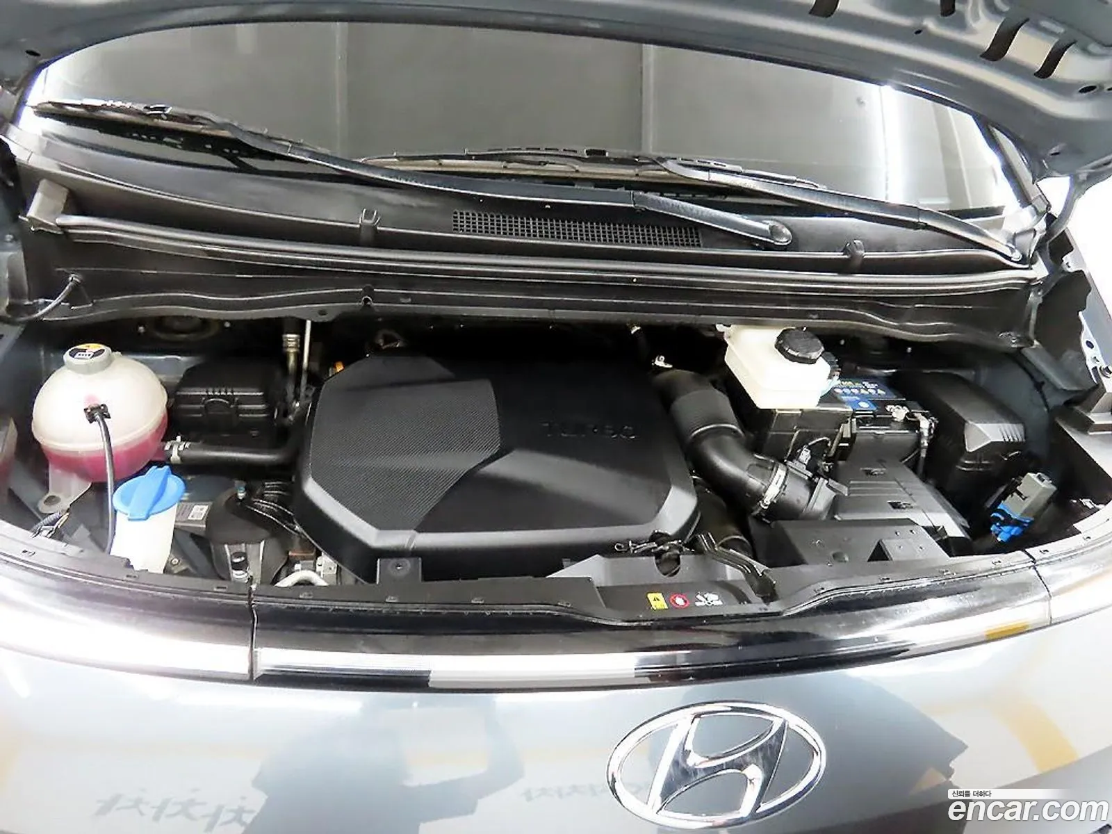 Hyundai Staria 2022 — 17