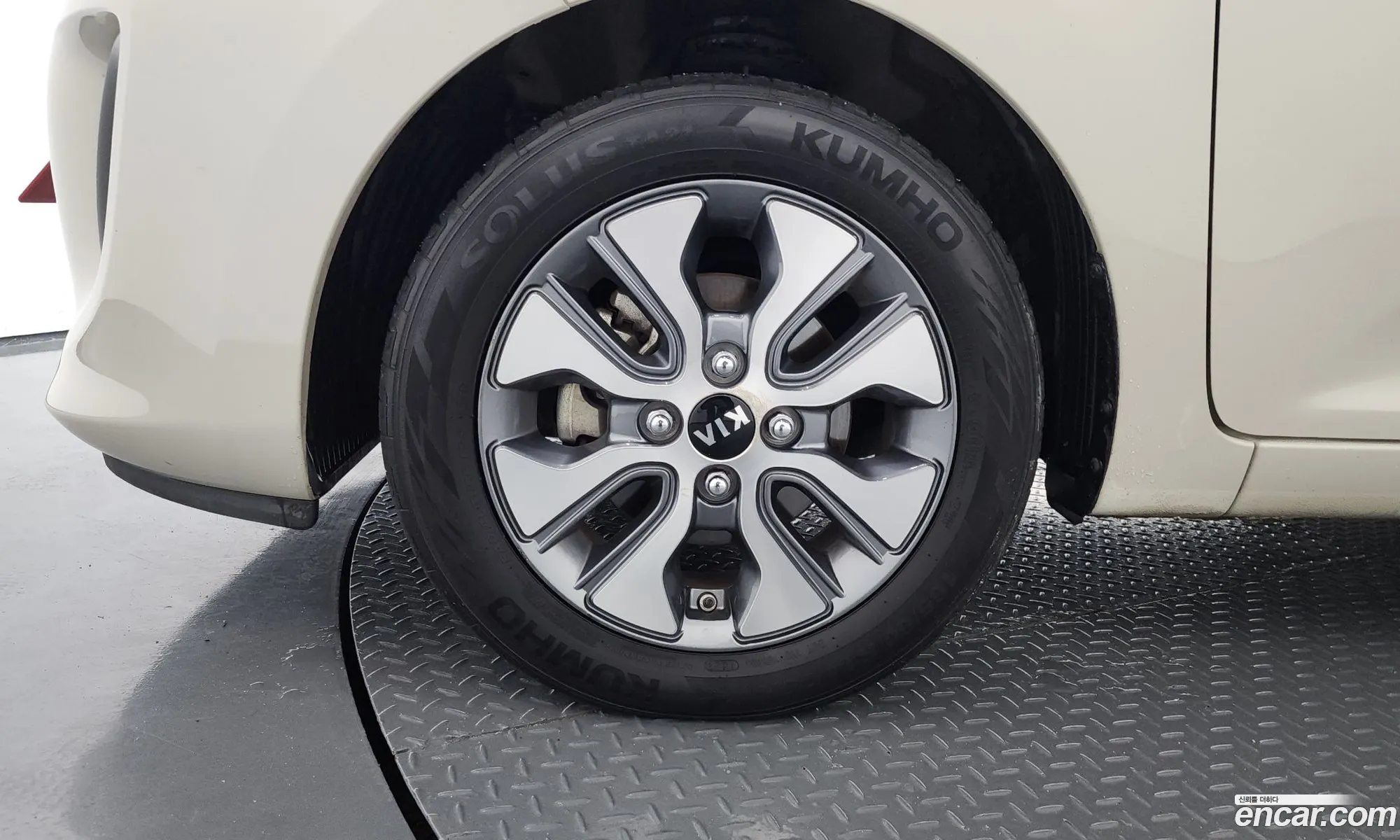 Kia Morning 2016 — 28