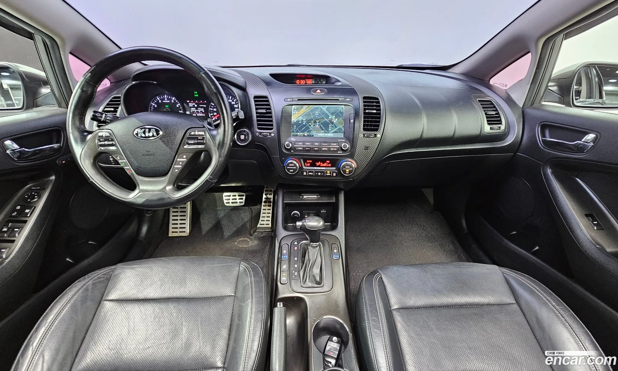 Kia K3 2013 KNAFZ412BDA029246 — 12