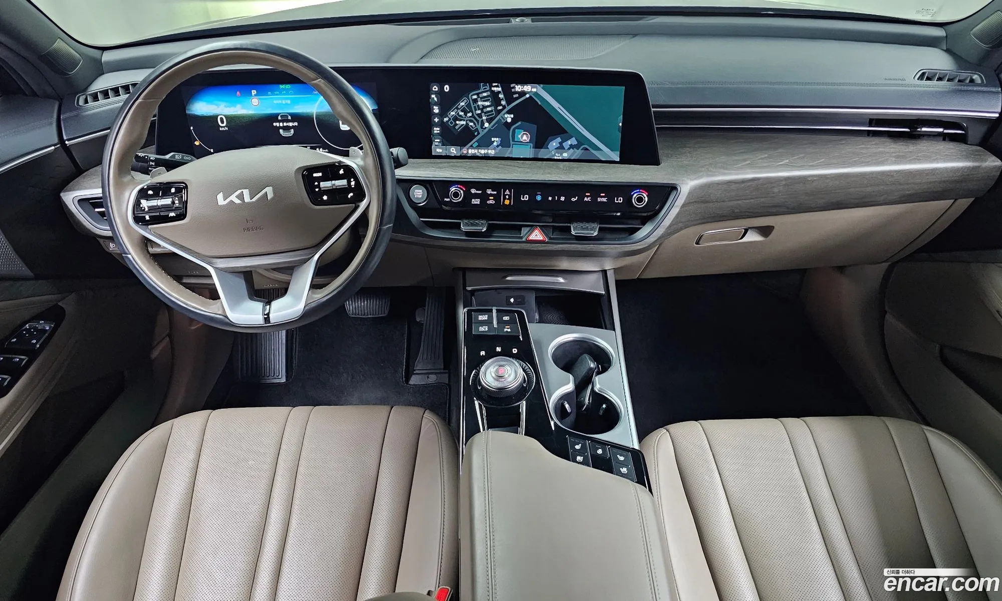 Kia K8 2022 KNAM241BBPA039642 — 3